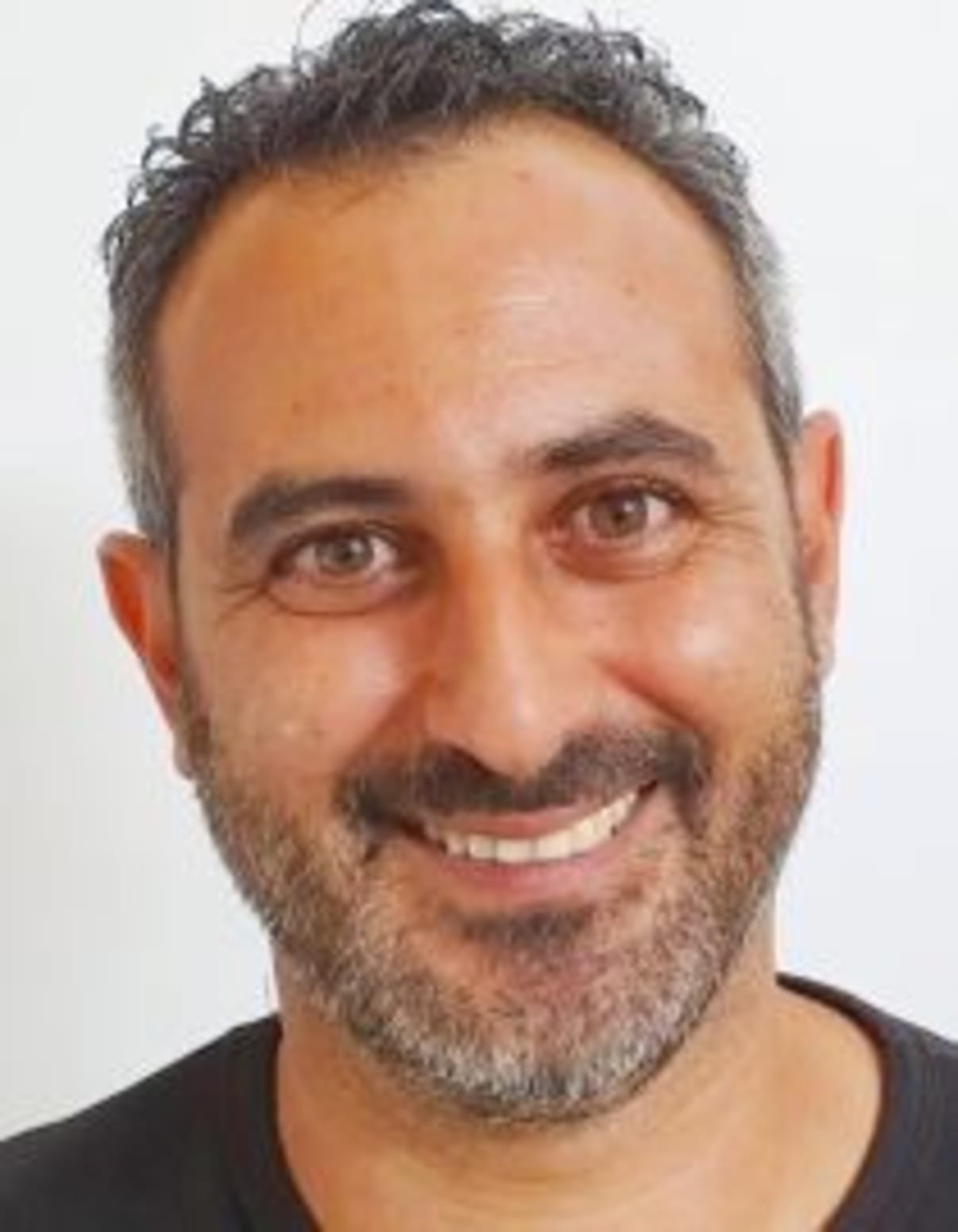 תמונת פורטרט של בעל המקצוע תמונת פורטרט של בעל המקצוע