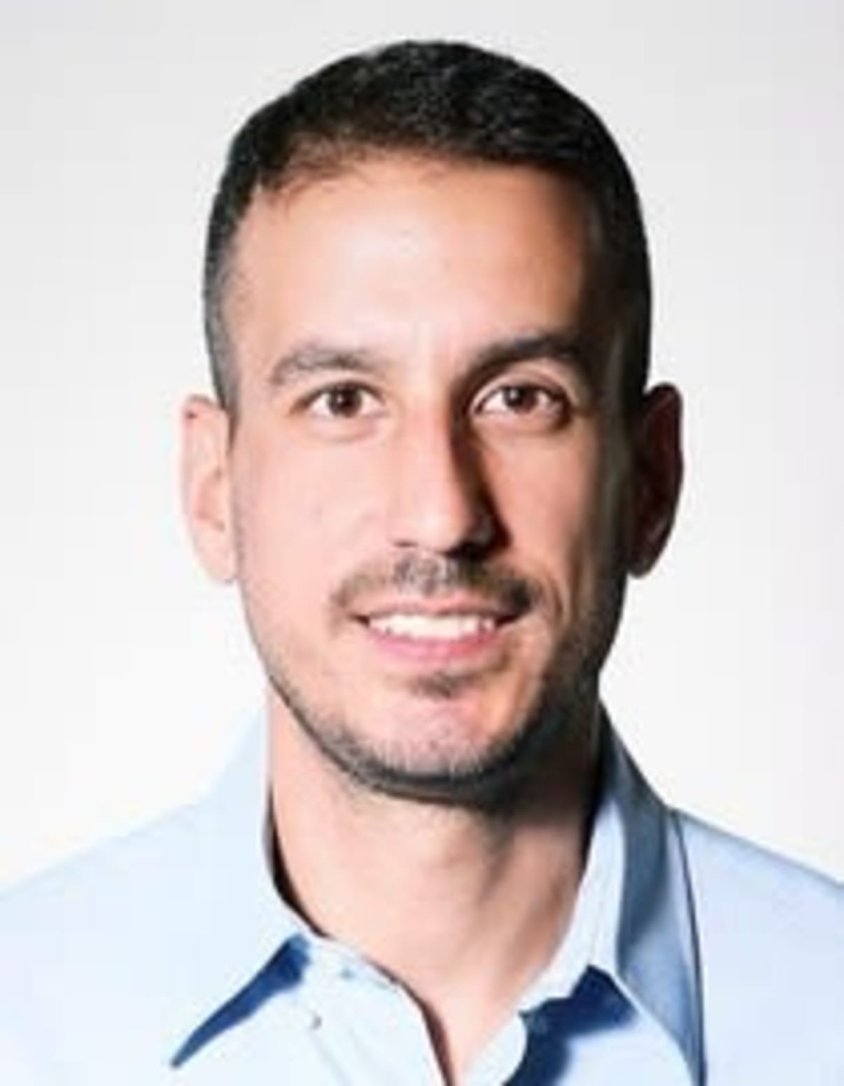 תמונת פורטרט של בעל המקצוע תמונת פורטרט של בעל המקצוע