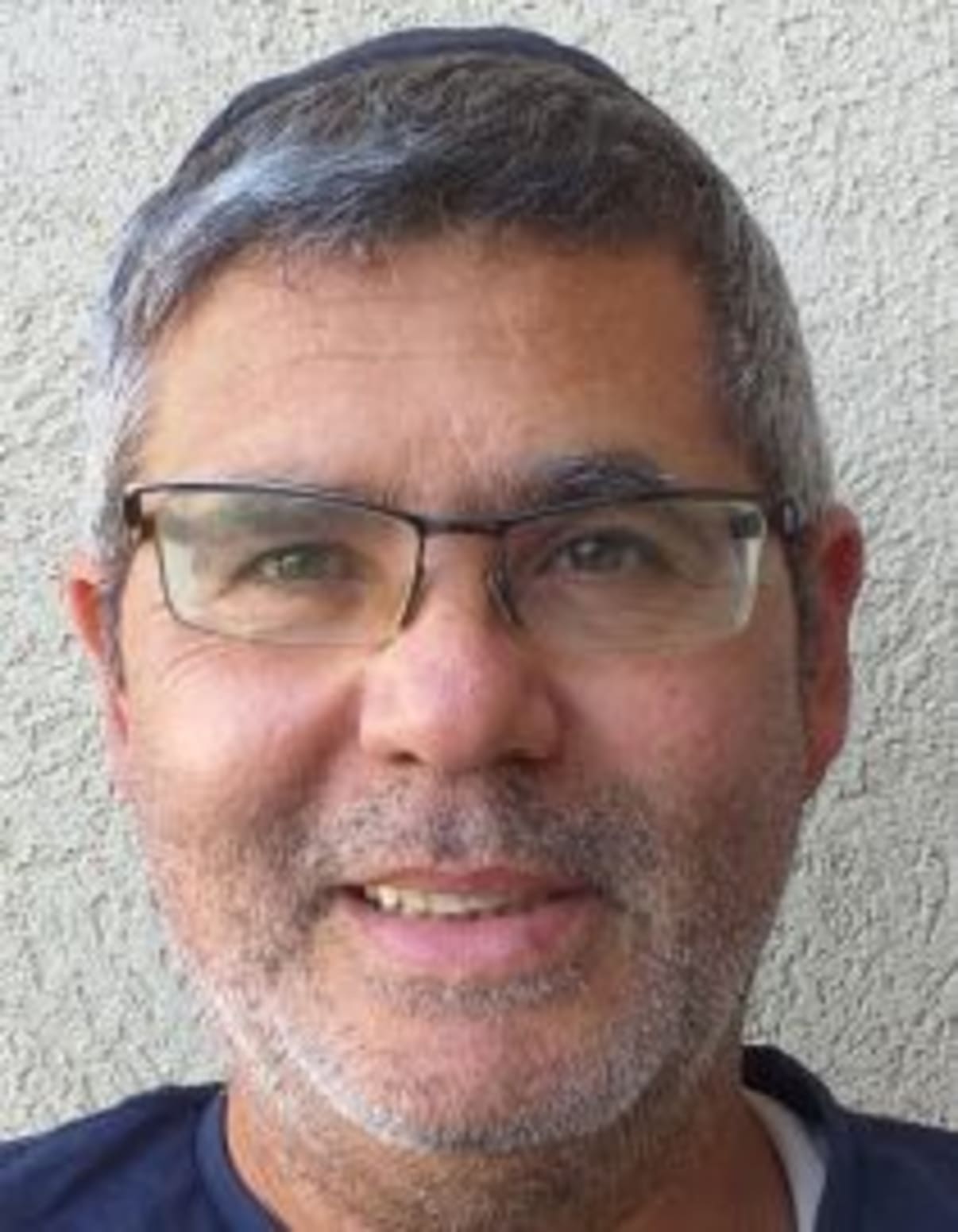 תמונת פורטרט של בעל המקצוע תמונת פורטרט של בעל המקצוע