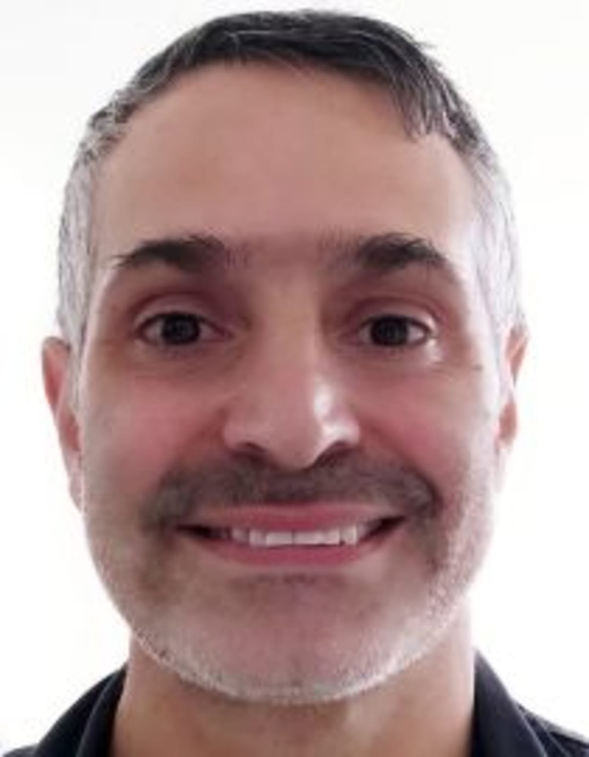 תמונת פורטרט של בעל המקצוע תמונת פורטרט של בעל המקצוע