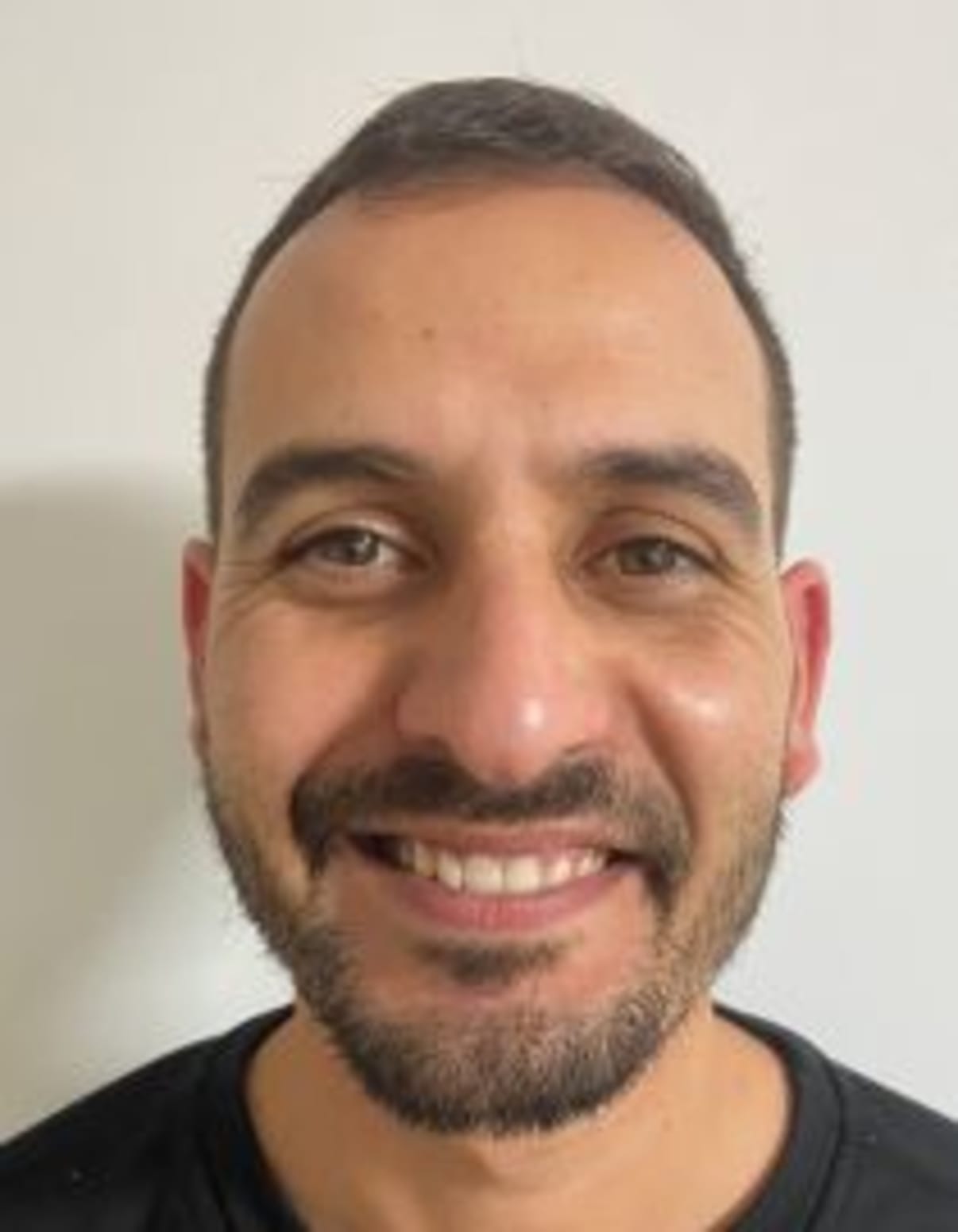 תמונת פורטרט של בעל המקצוע תמונת פורטרט של בעל המקצוע