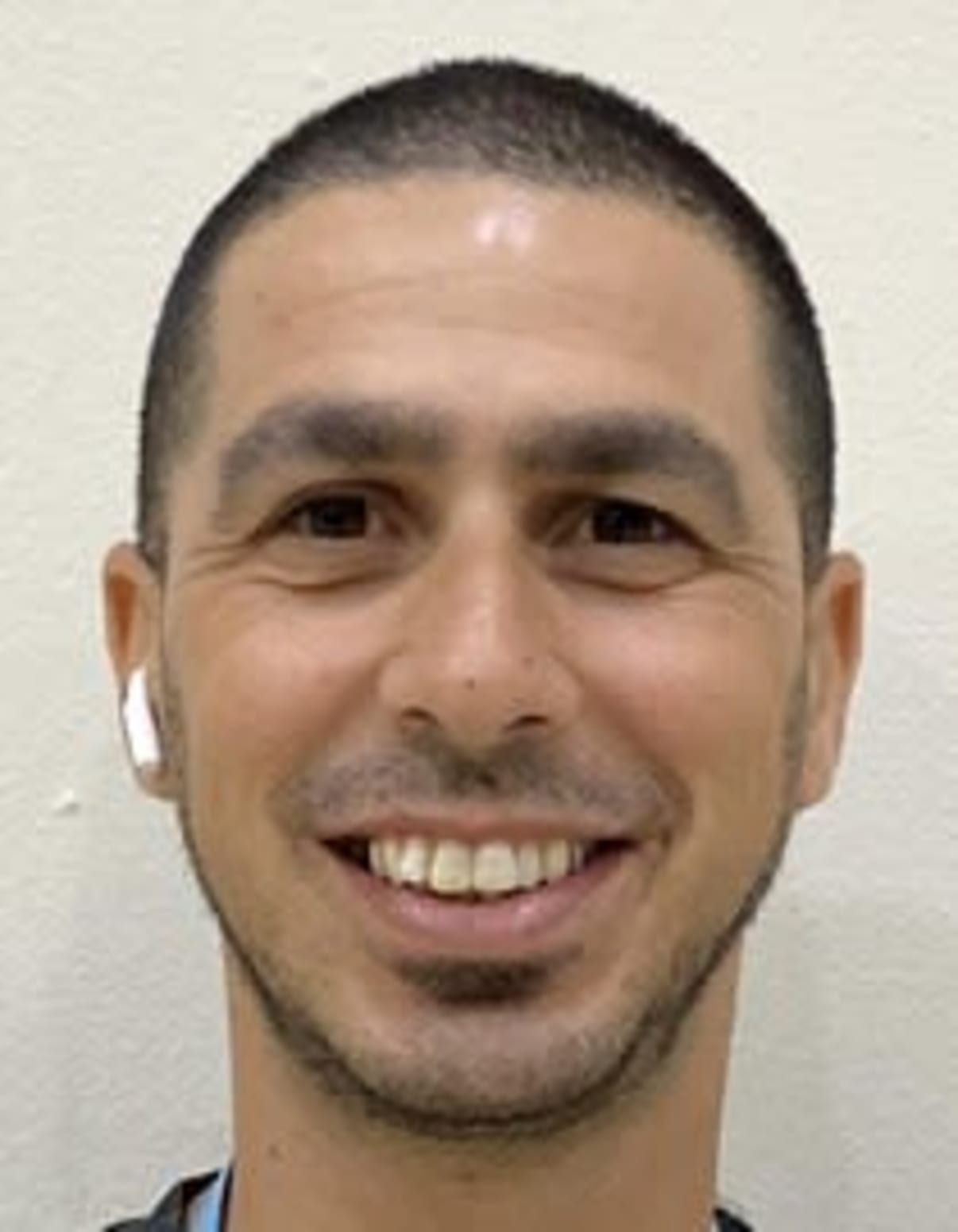 תמונת פורטרט של בעל המקצוע