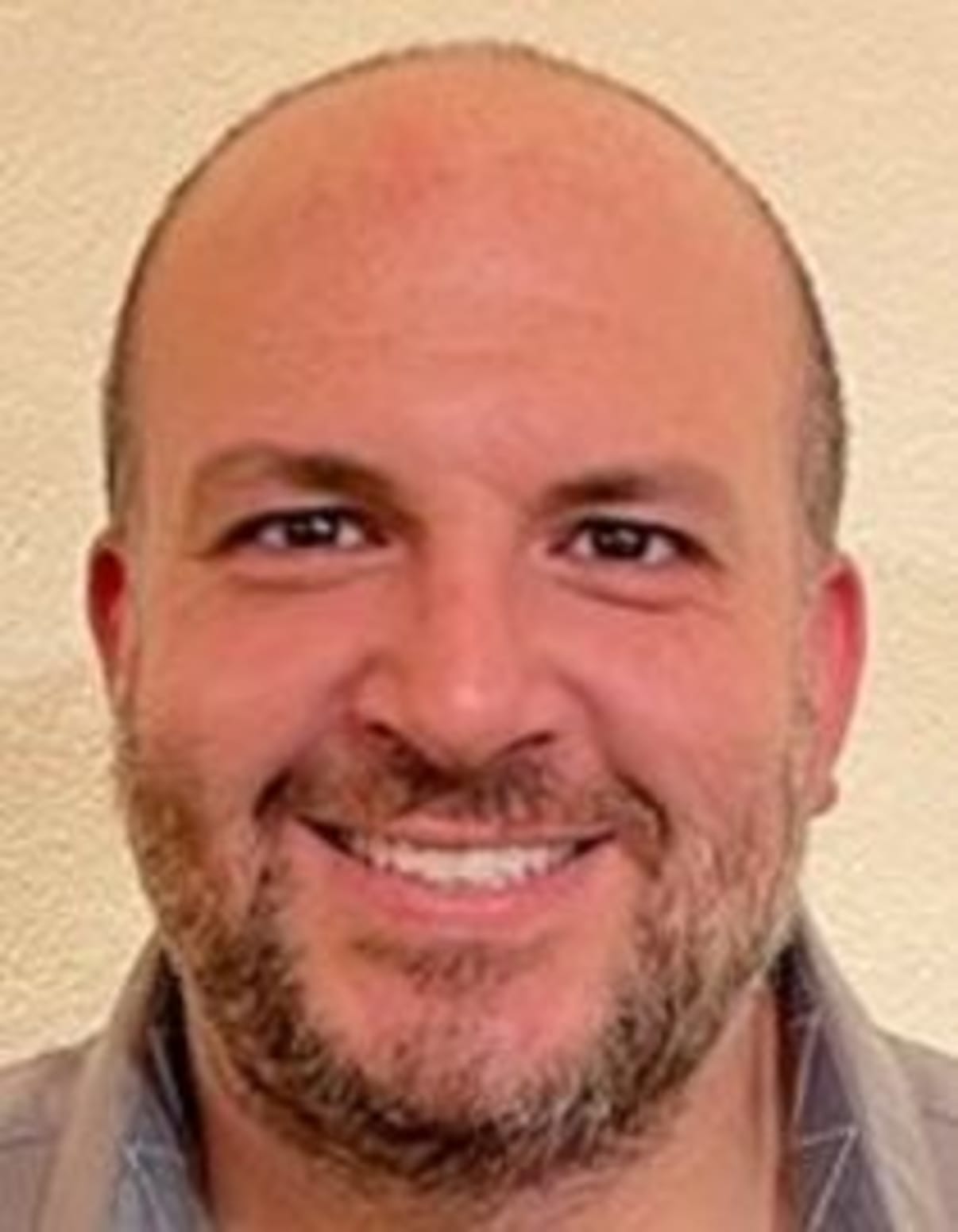 תמונת פורטרט של בעל המקצוע תמונת פורטרט של בעל המקצוע