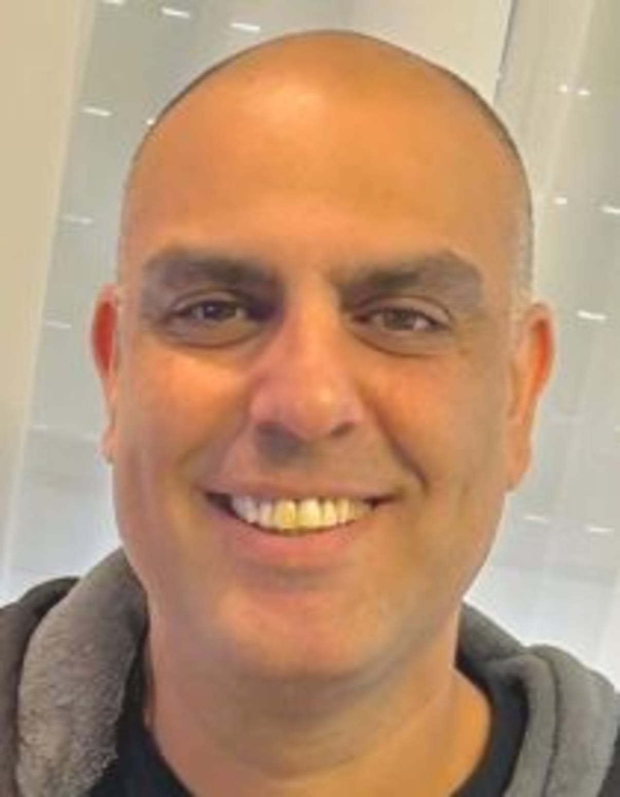 תמונת פורטרט של בעל המקצוע תמונת פורטרט של בעל המקצוע