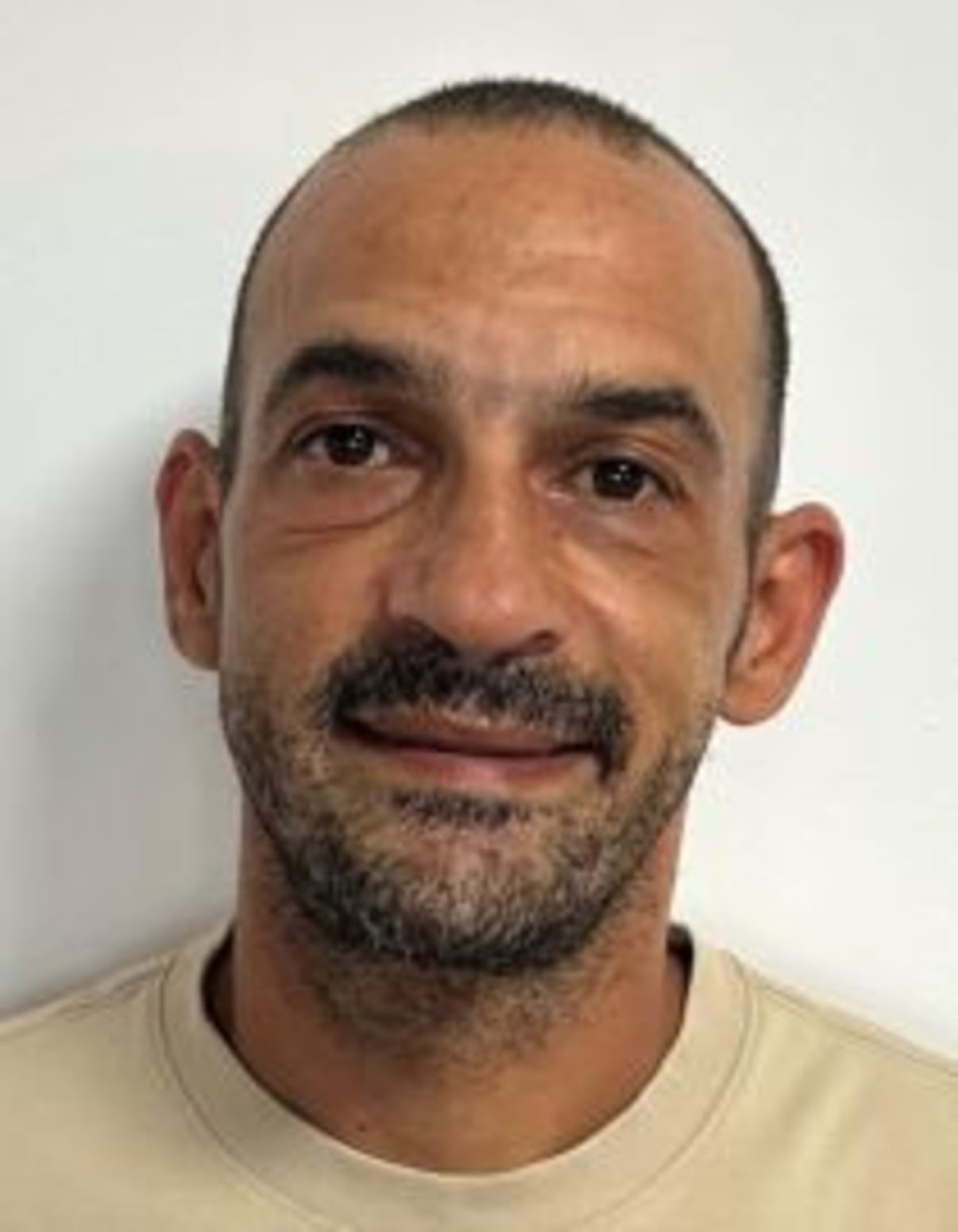 תמונת פורטרט של בעל המקצוע תמונת פורטרט של בעל המקצוע