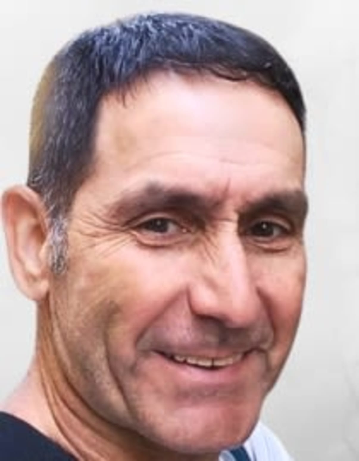 תמונת פורטרט של בעל המקצוע