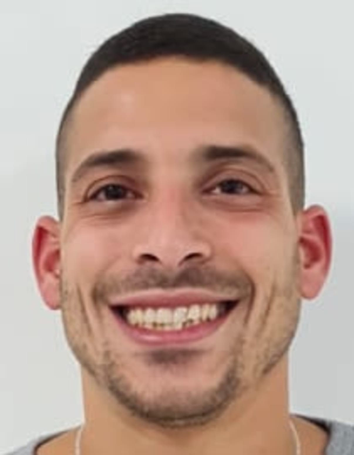 תמונת פורטרט של בעל המקצוע