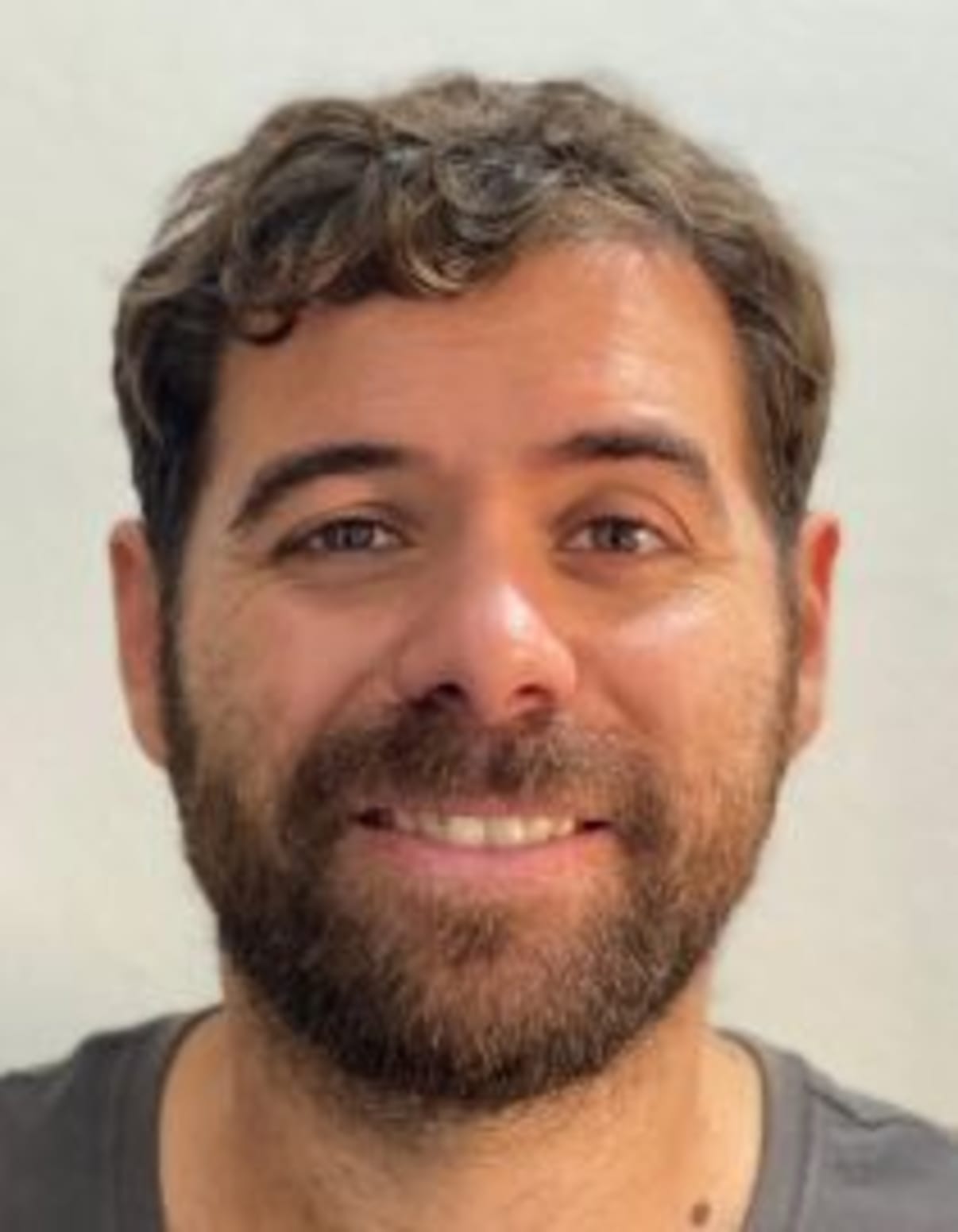 תמונת פורטרט של בעל המקצוע תמונת פורטרט של בעל המקצוע