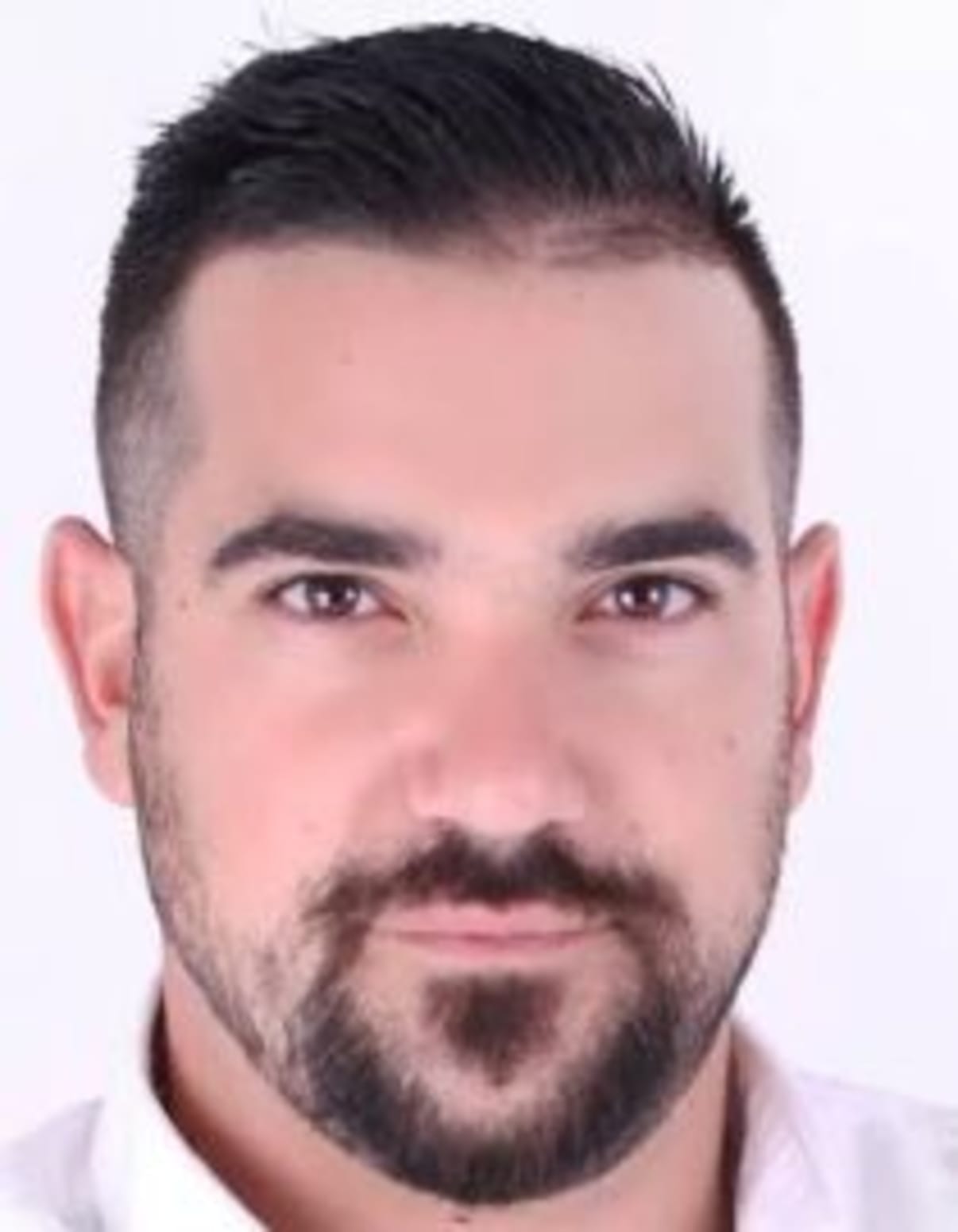 תמונת פורטרט של בעל המקצוע תמונת פורטרט של בעל המקצוע