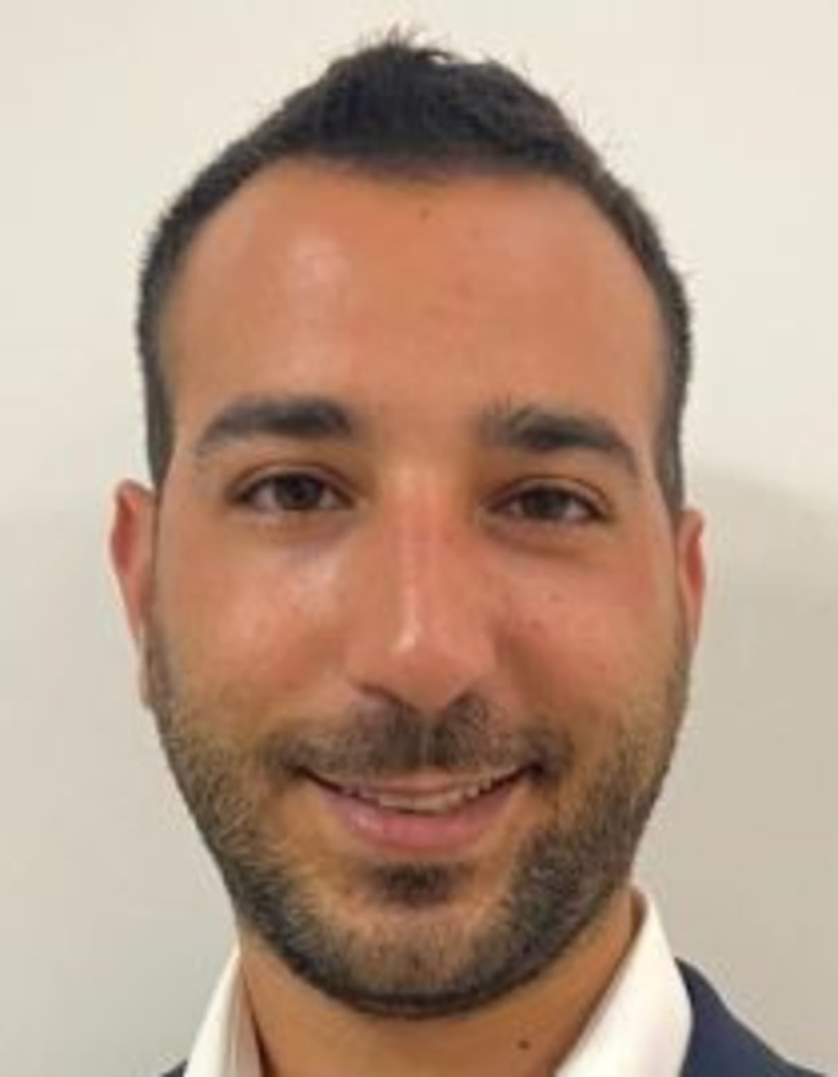 תמונת פורטרט של בעל המקצוע תמונת פורטרט של בעל המקצוע
