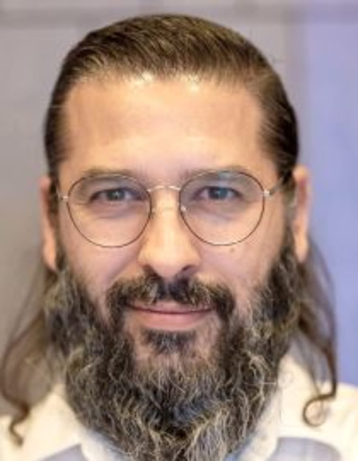 תמונת פורטרט של בעל המקצוע