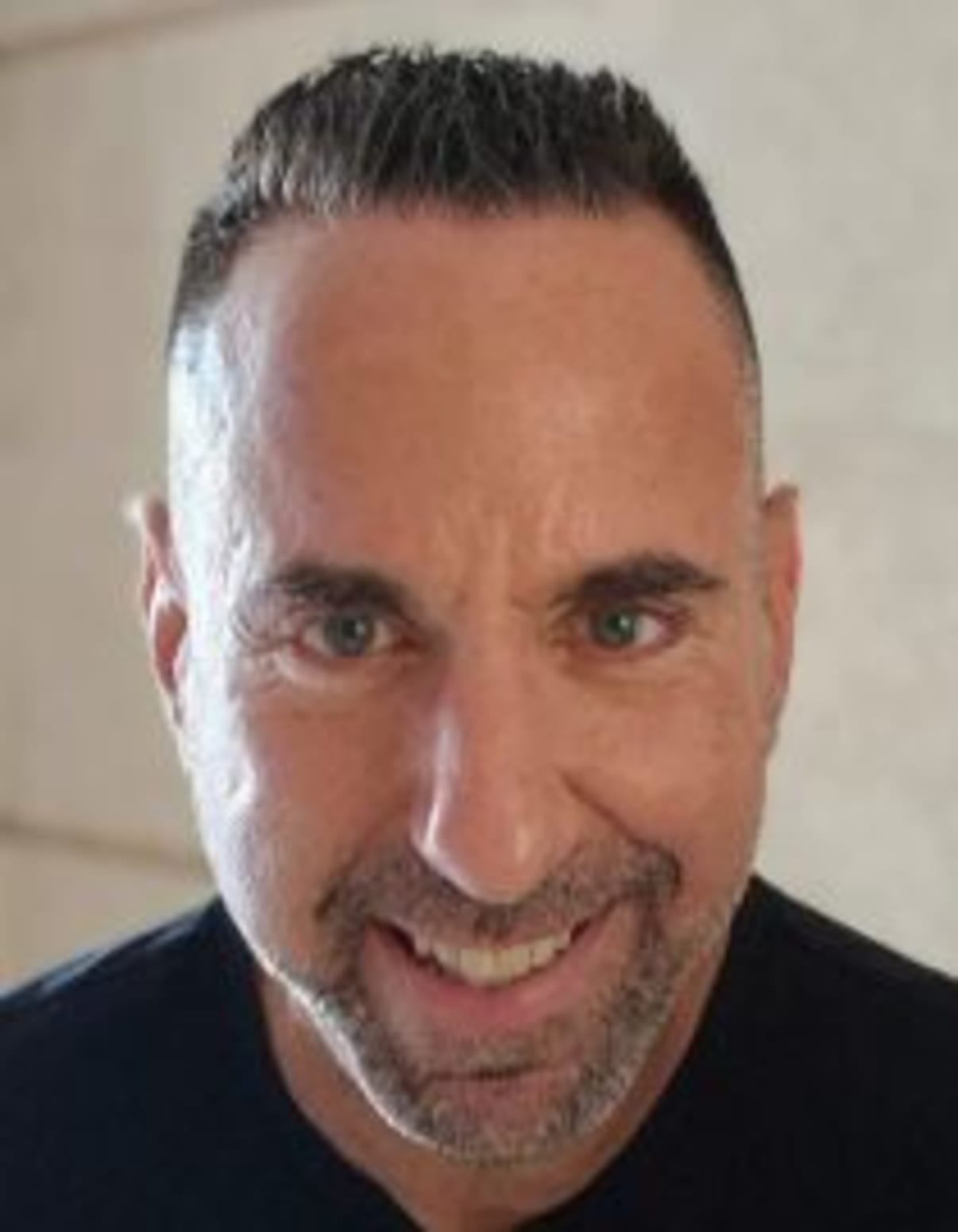 תמונת פורטרט של בעל המקצוע תמונת פורטרט של בעל המקצוע