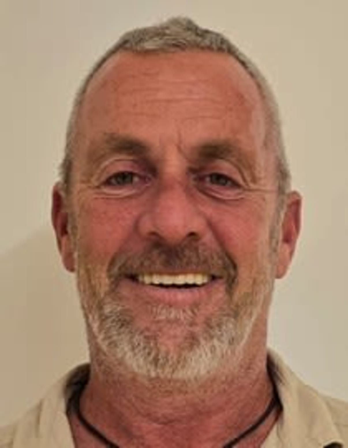 תמונת פורטרט של בעל המקצוע תמונת פורטרט של בעל המקצוע