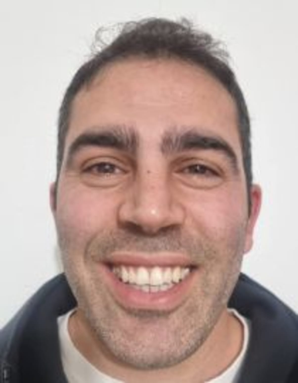 תמונת פורטרט של בעל המקצוע