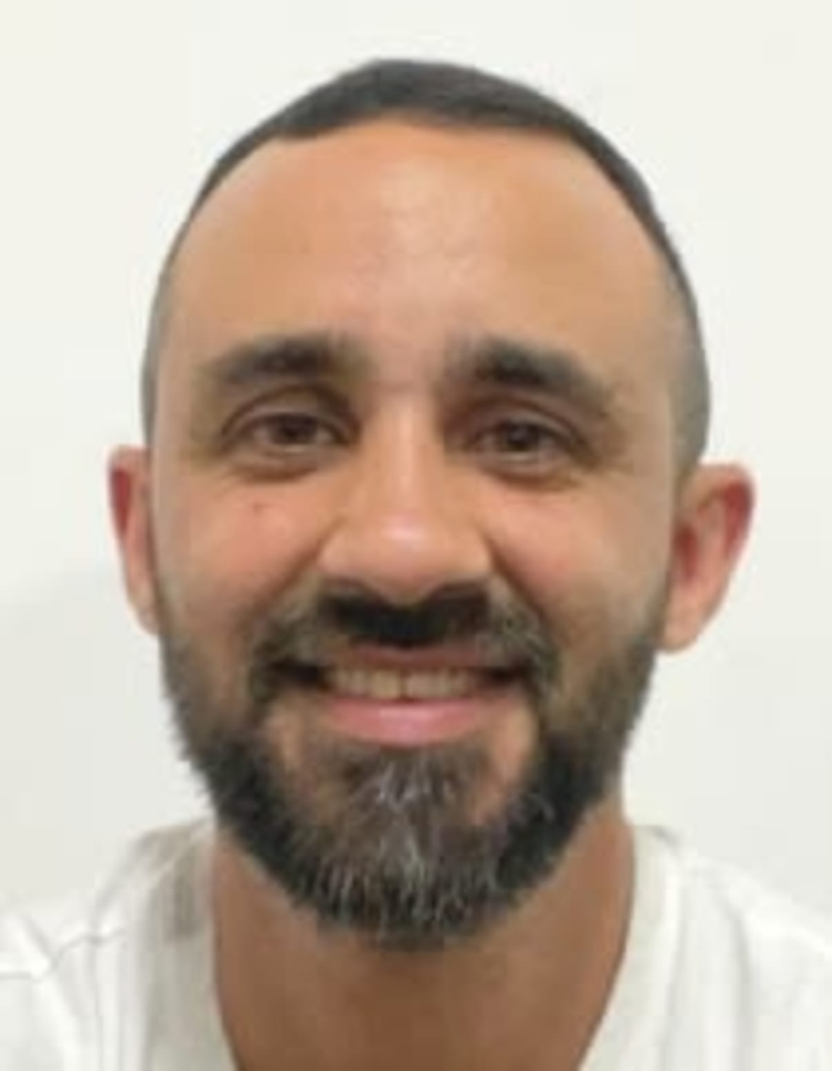 תמונת פורטרט של בעל המקצוע תמונת פורטרט של בעל המקצוע