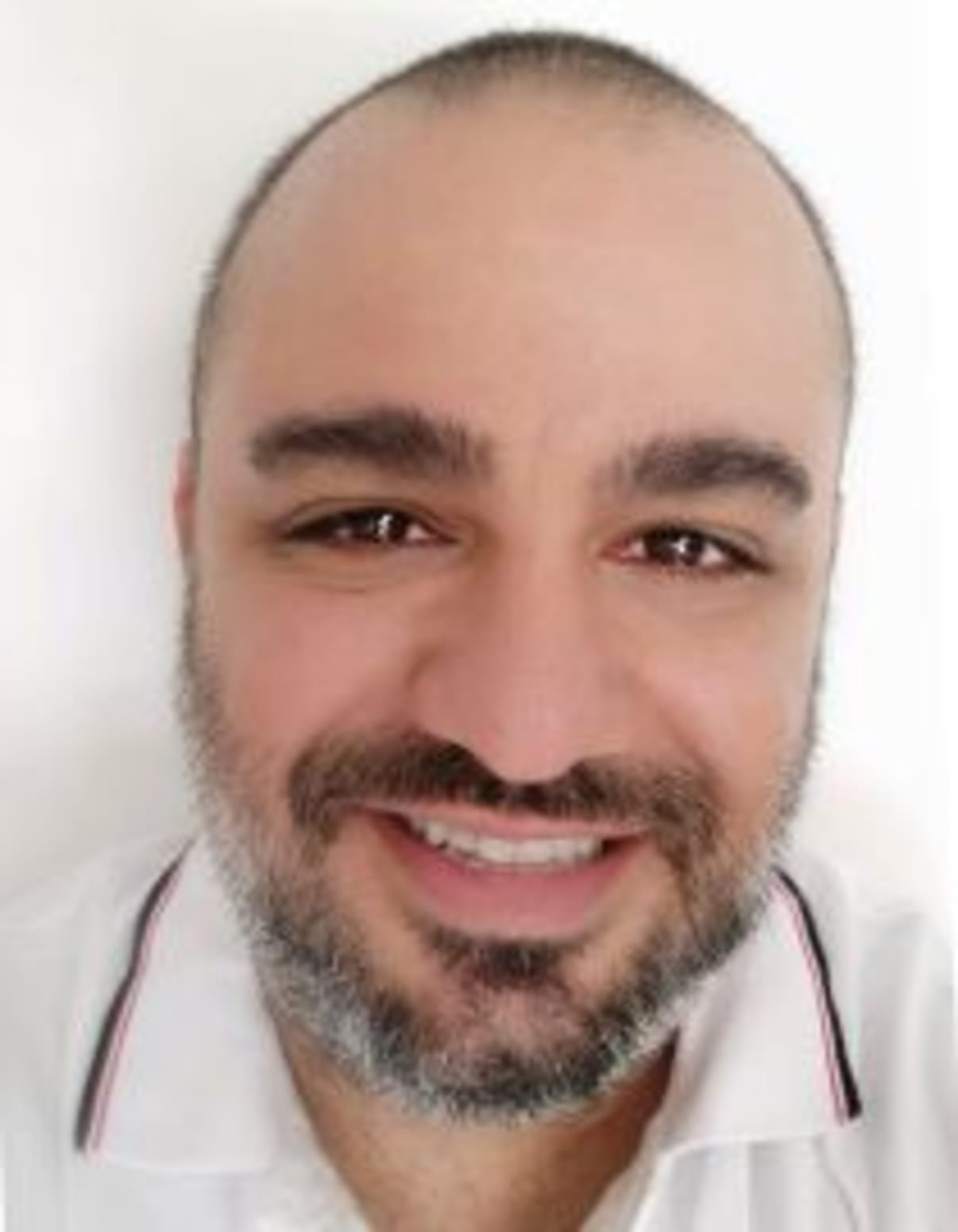 תמונת פורטרט של בעל המקצוע תמונת פורטרט של בעל המקצוע