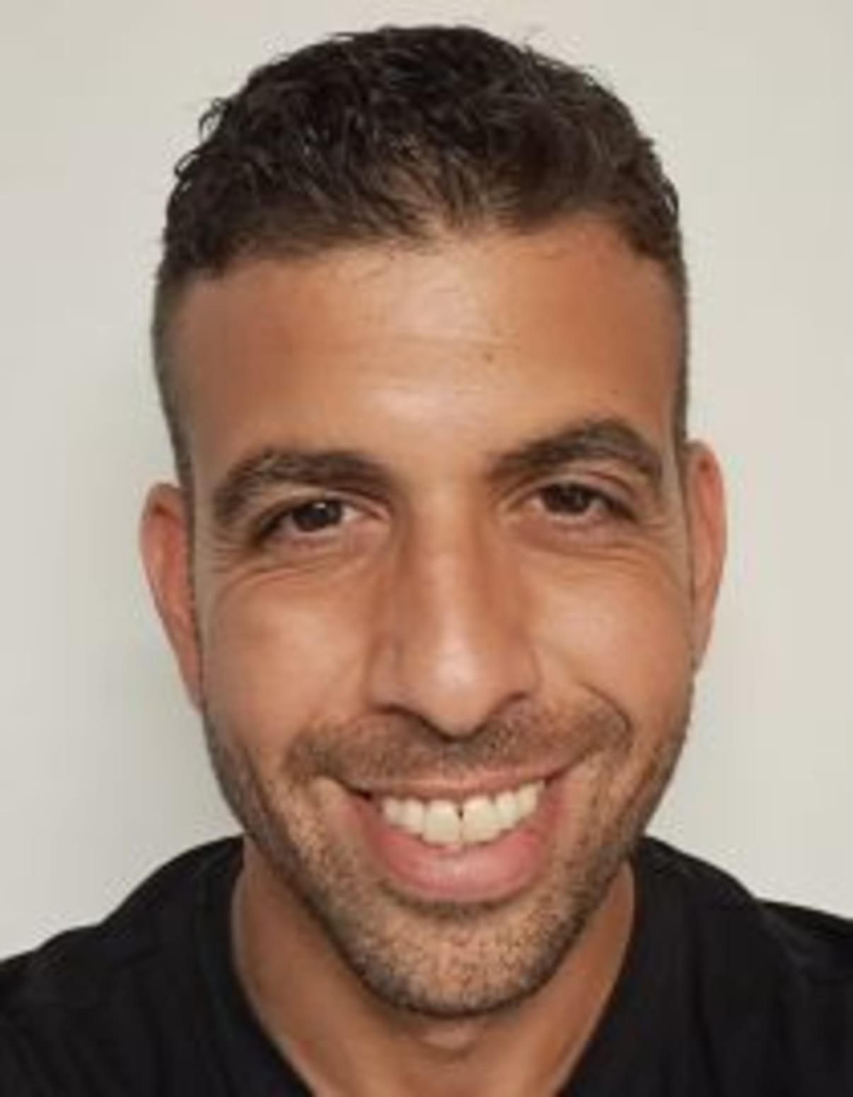 תמונת פורטרט של בעל המקצוע תמונת פורטרט של בעל המקצוע