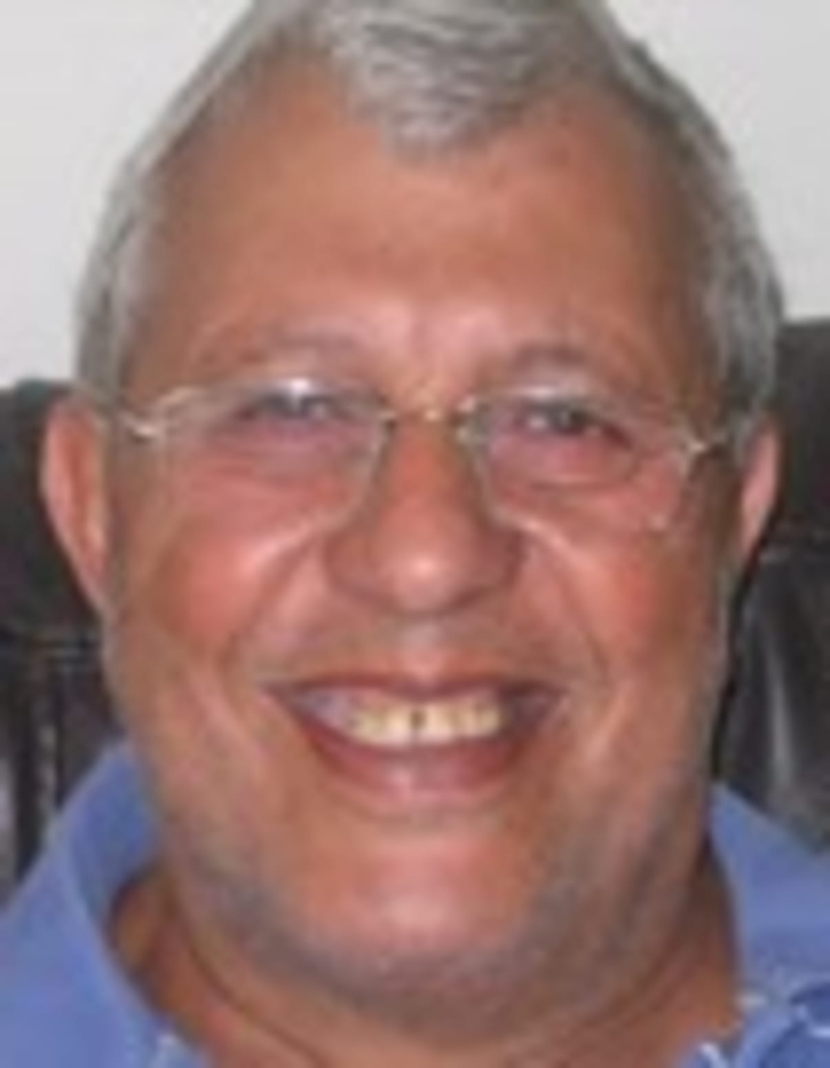 תמונת פורטרט של בעל המקצוע