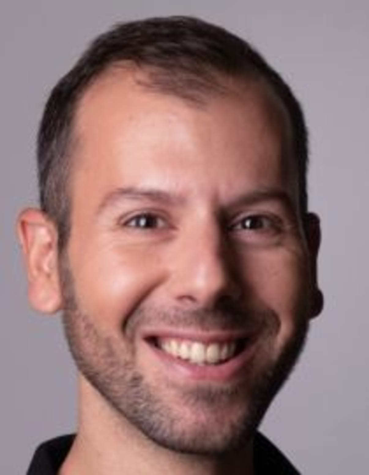 תמונת פורטרט של בעל המקצוע תמונת פורטרט של בעל המקצוע
