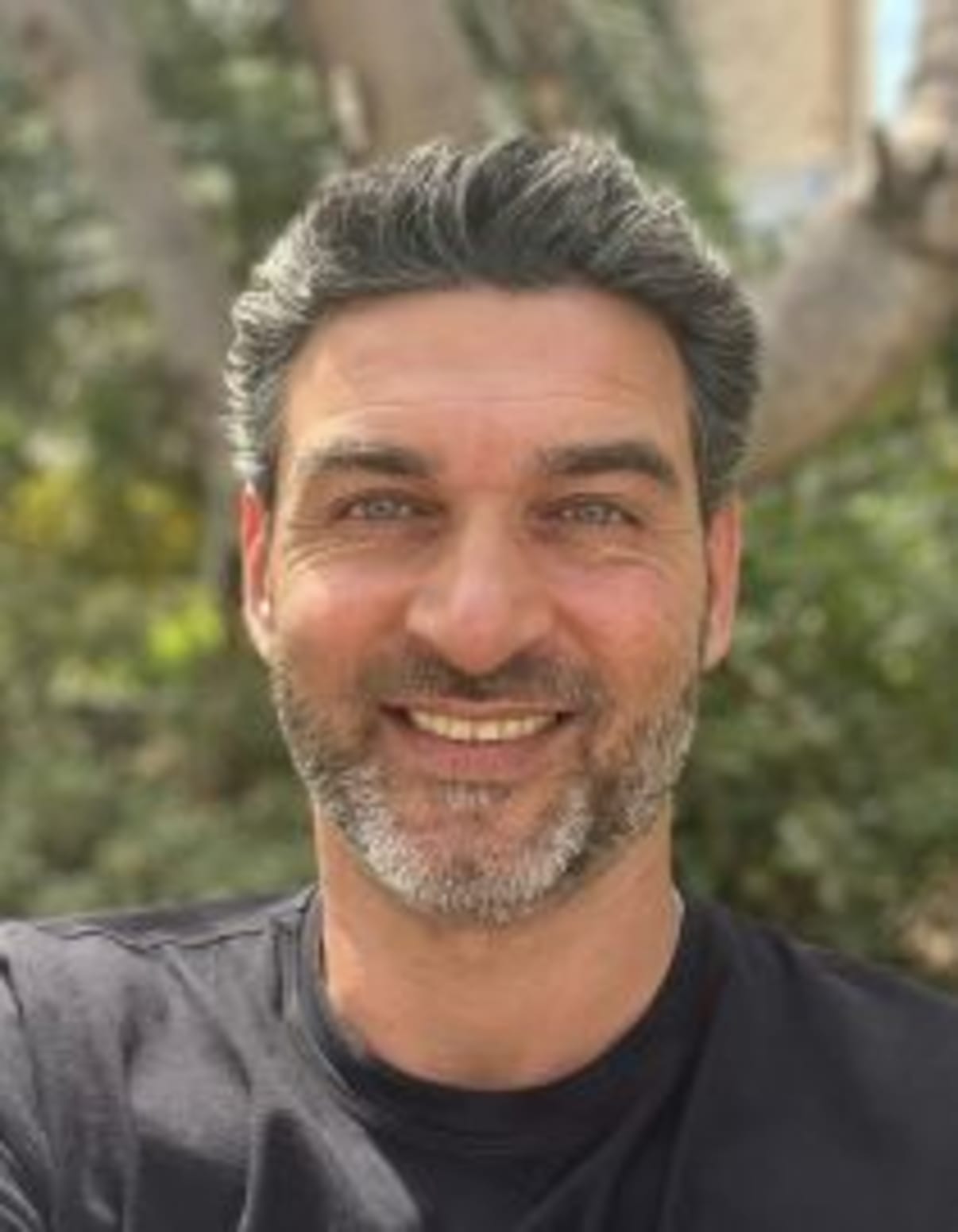תמונת פורטרט של בעל המקצוע תמונת פורטרט של בעל המקצוע
