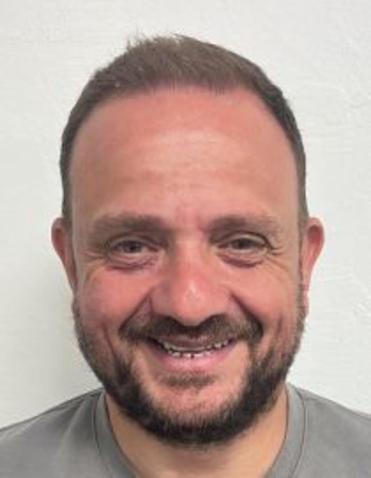 תמונת פורטרט של בעל המקצוע תמונת פורטרט של בעל המקצוע