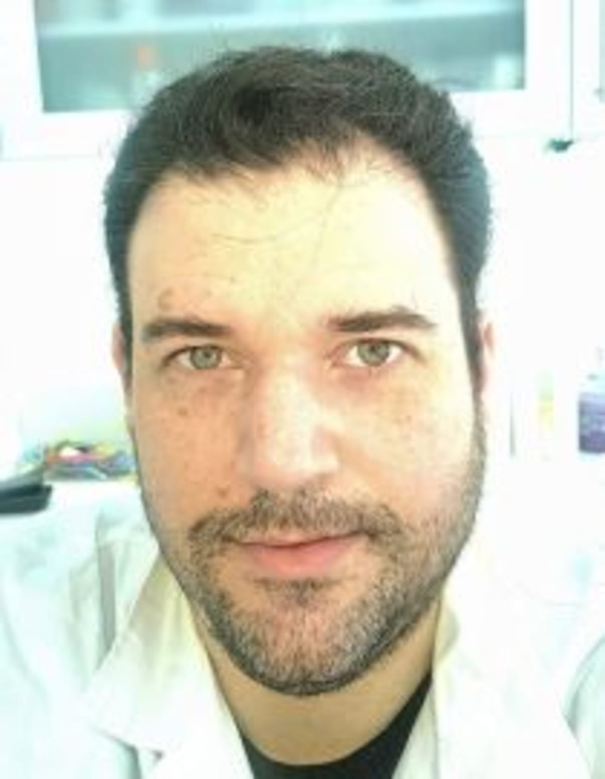 תמונת פורטרט של בעל המקצוע תמונת פורטרט של בעל המקצוע