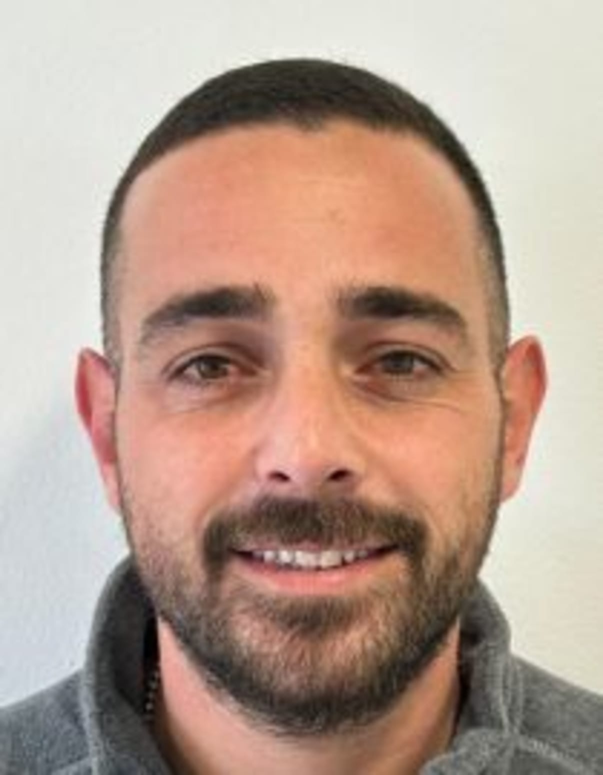 תמונת פורטרט של בעל המקצוע תמונת פורטרט של בעל המקצוע
