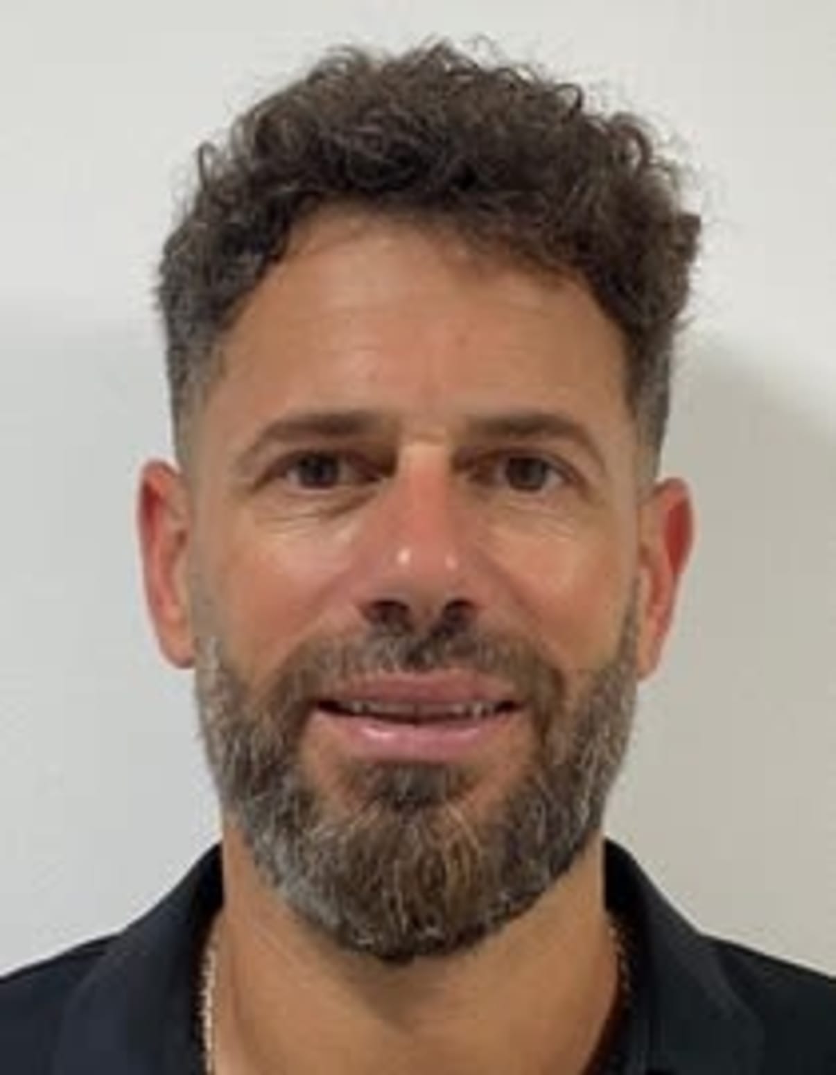 תמונת פורטרט של בעל המקצוע תמונת פורטרט של בעל המקצוע