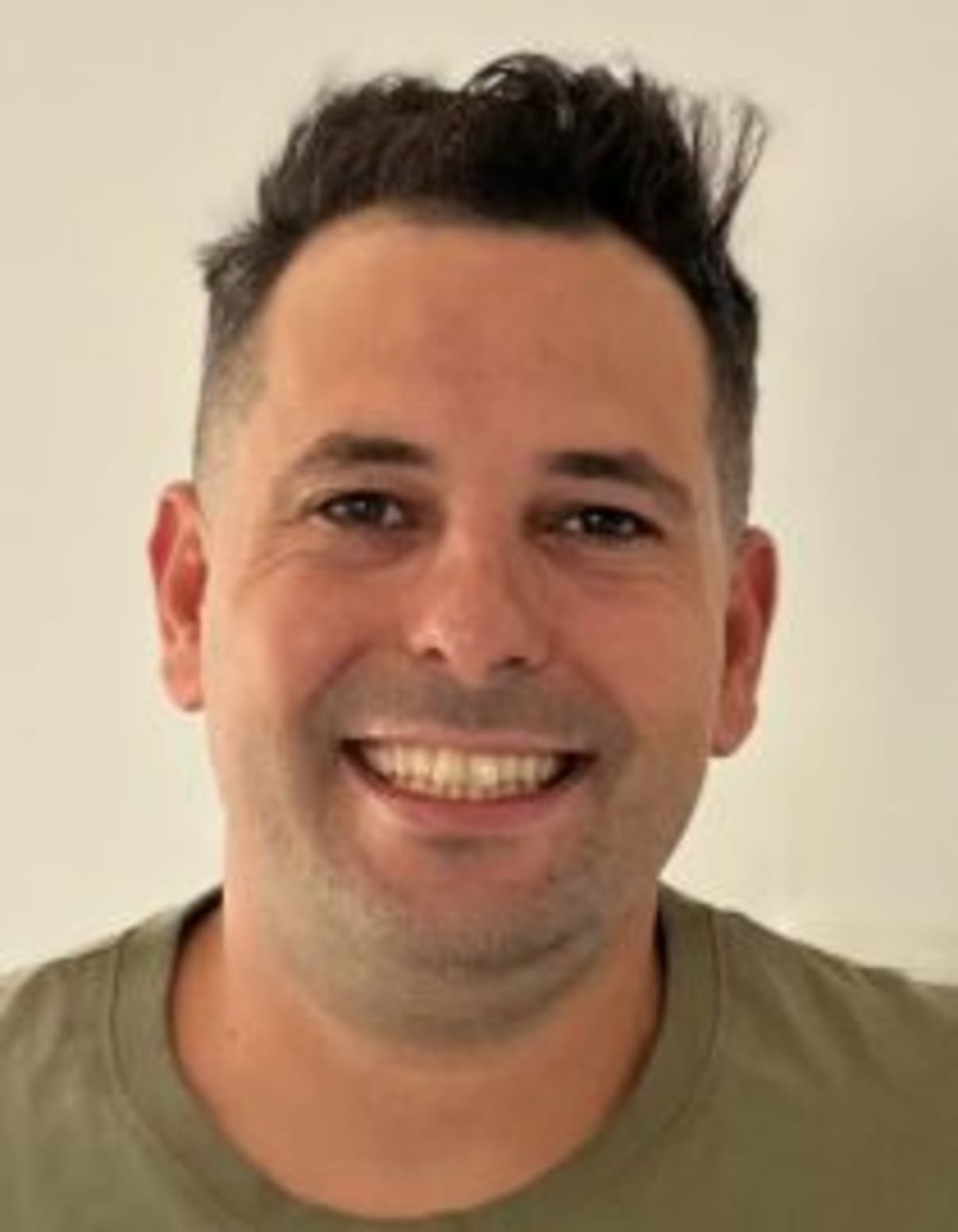 תמונת פורטרט של בעל המקצוע תמונת פורטרט של בעל המקצוע