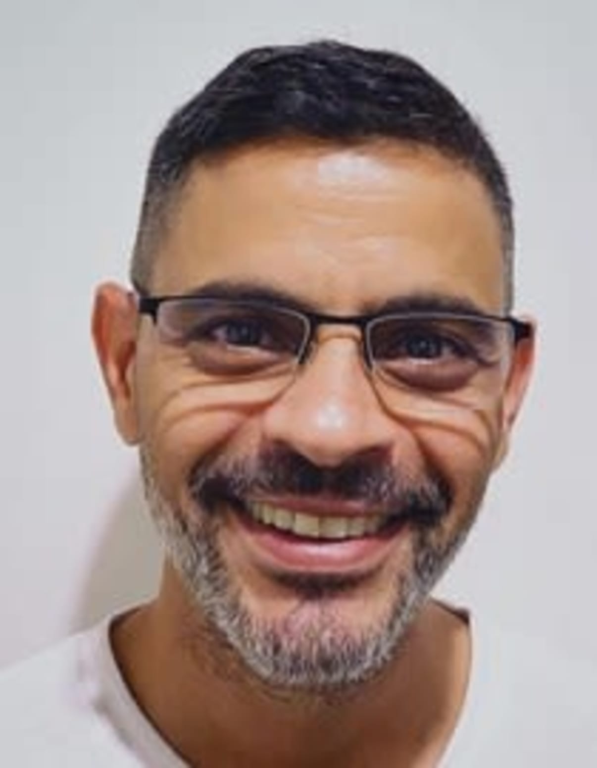 תמונת פורטרט של בעל המקצוע תמונת פורטרט של בעל המקצוע