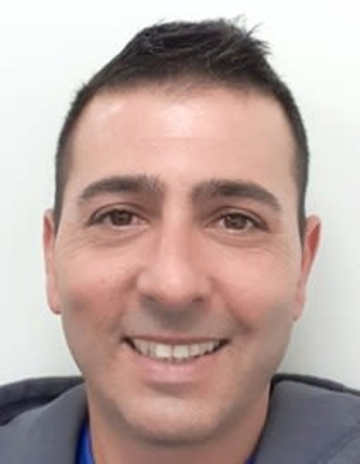 תמונת פורטרט של בעל המקצוע תמונת פורטרט של בעל המקצוע