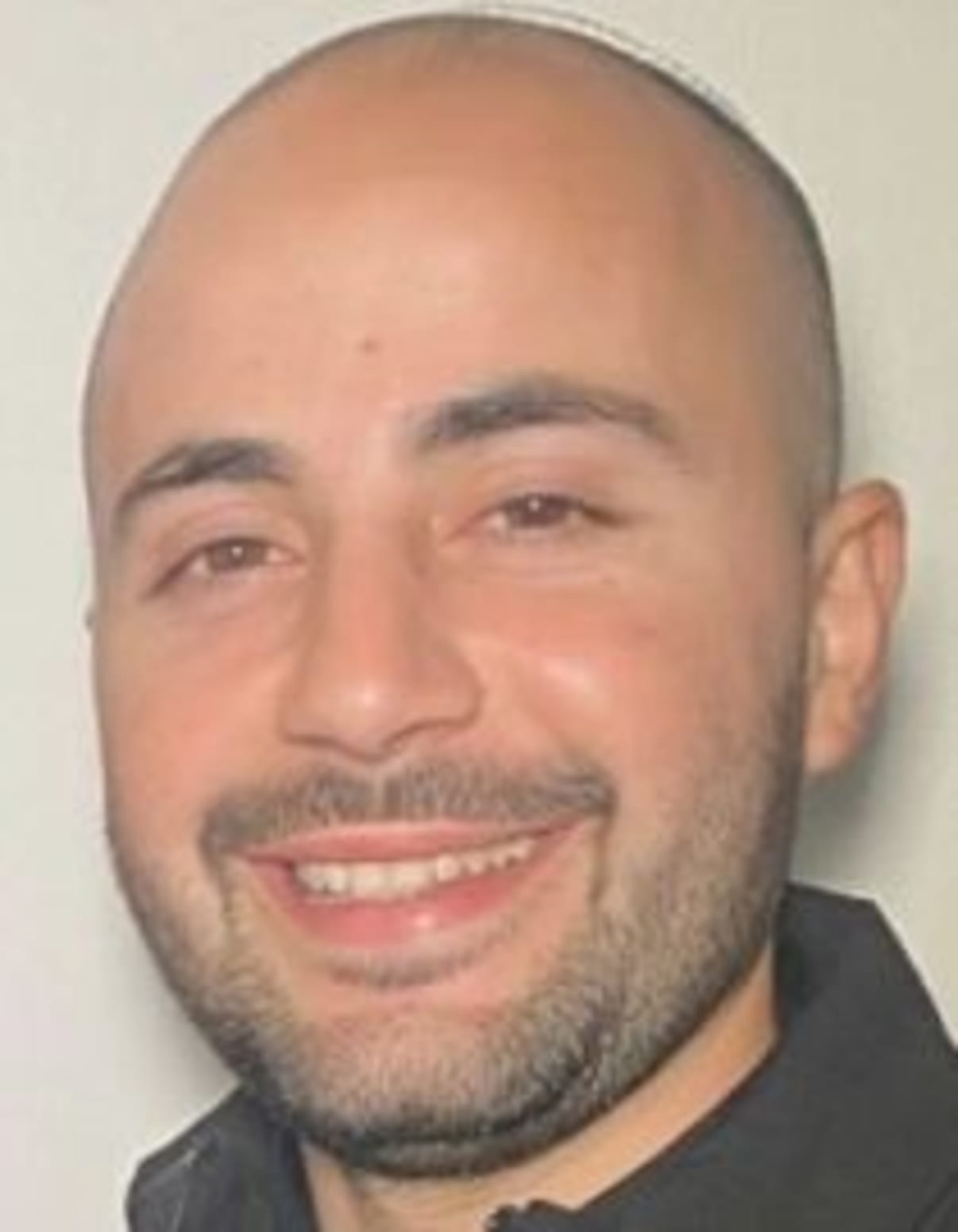 תמונת פורטרט של בעל המקצוע