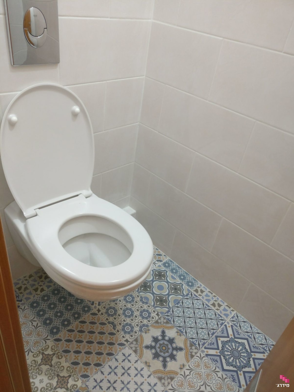שירותים משופצים  שירותים משופצים