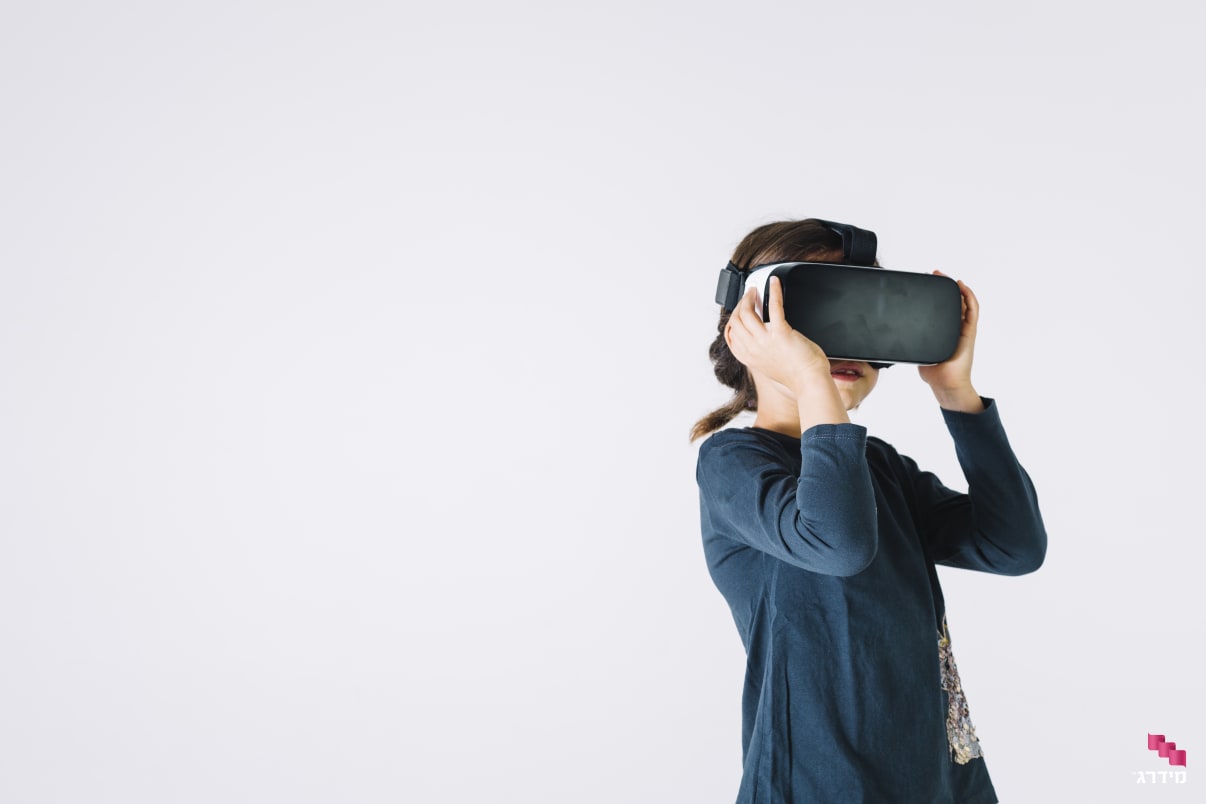 VR מציאות מדומה VR מציאות מדומה