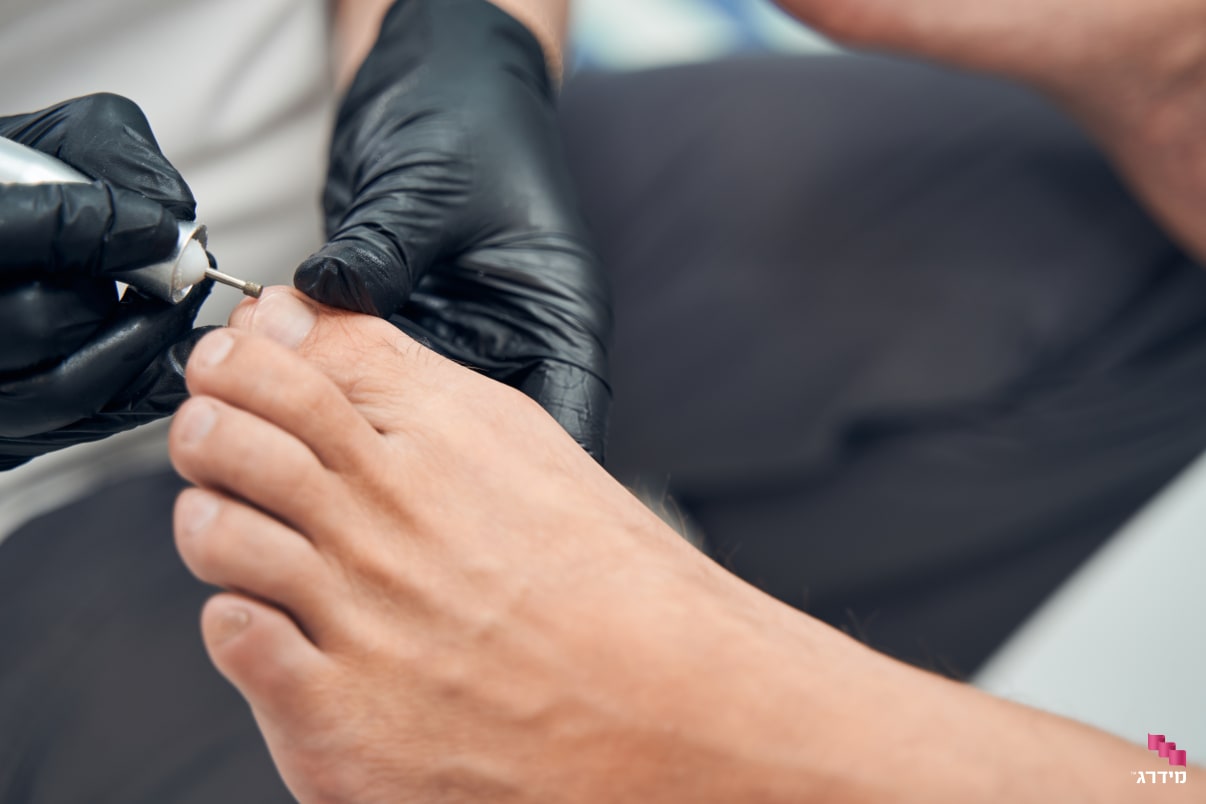 פדיקור לגברים פדיקור לגברים