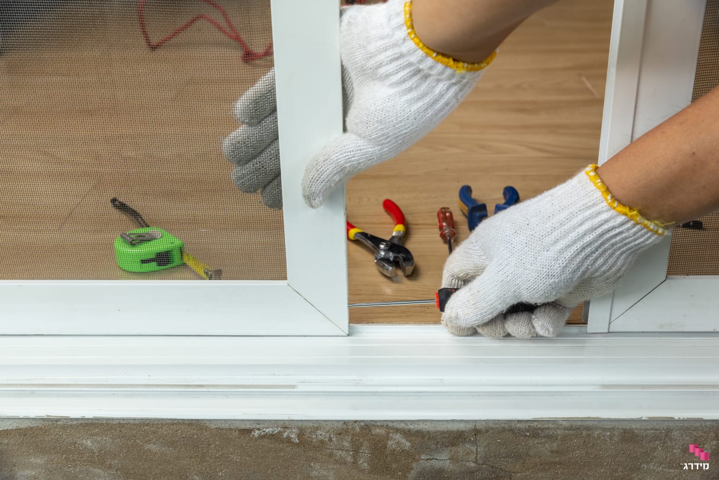 החלפת גלגלים לדלת הזזה