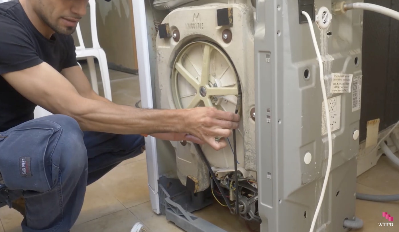 החלפת רצועה למכונת כביסה החלפת רצועה למכונת כביסה