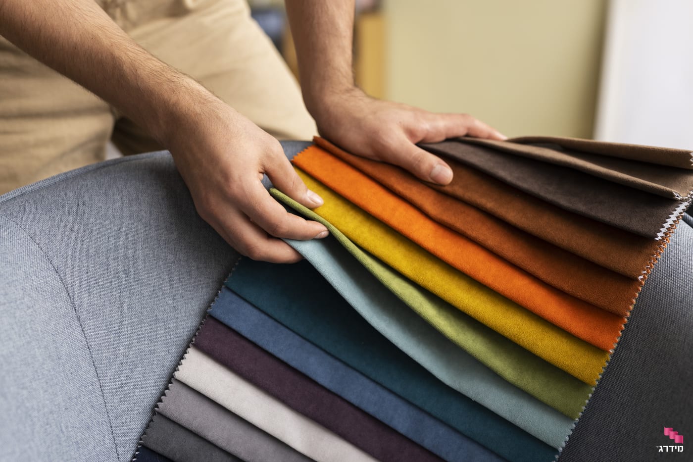 בחירת ריפוד לחידוש ספות