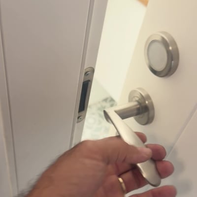 שירותי מנעולנות. 