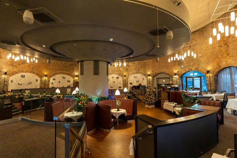 DoubleTree by Hilton Bristol City Centre