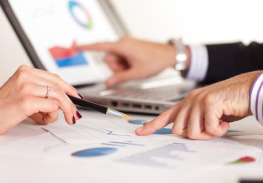 MI Group USA - Data Analytics and Dashboard Management