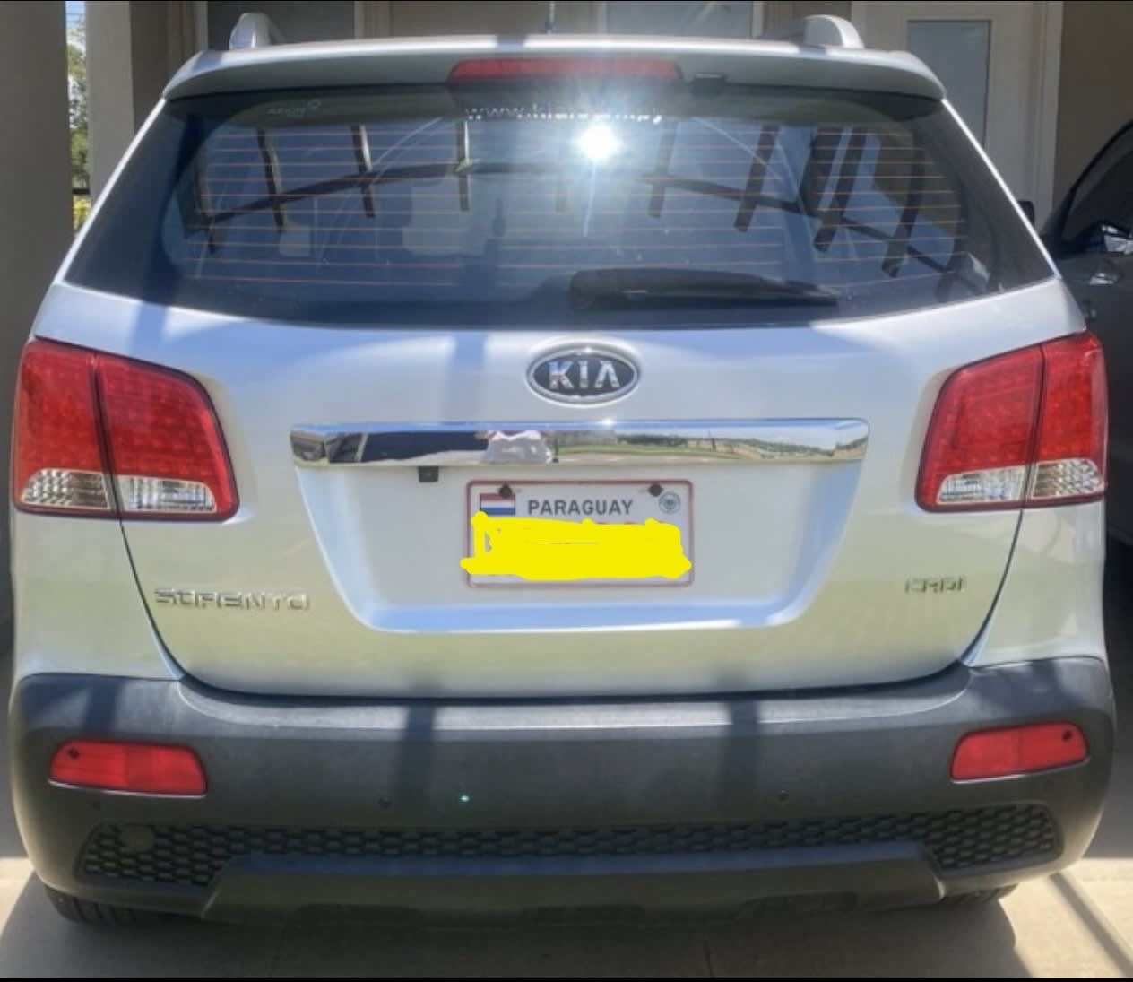 Kia Sorento 2012 - rear photo 3