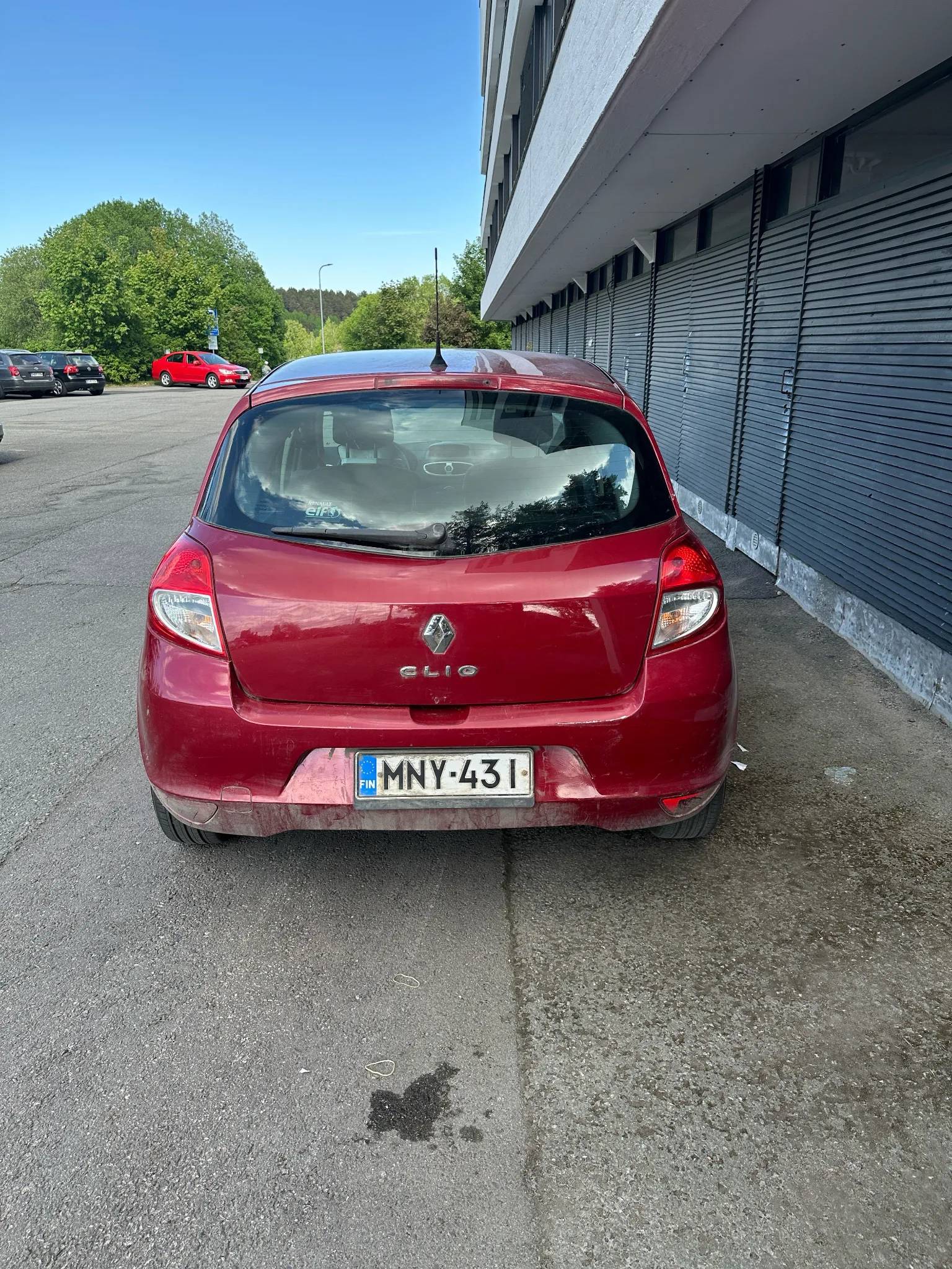 Renault Clio 2009 - rear photo 3