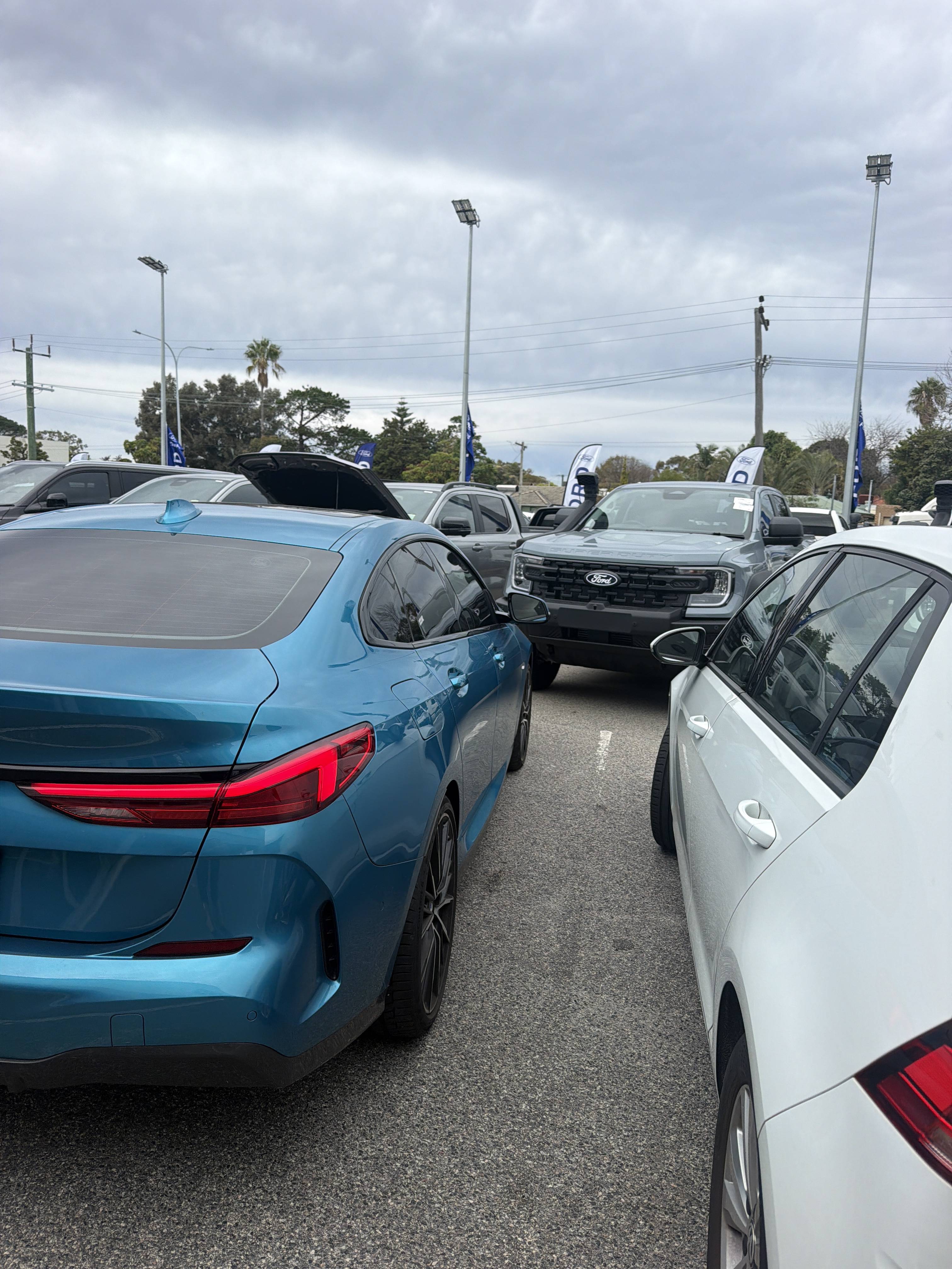 BMW 2 Series 2020 - rear-left photo 3