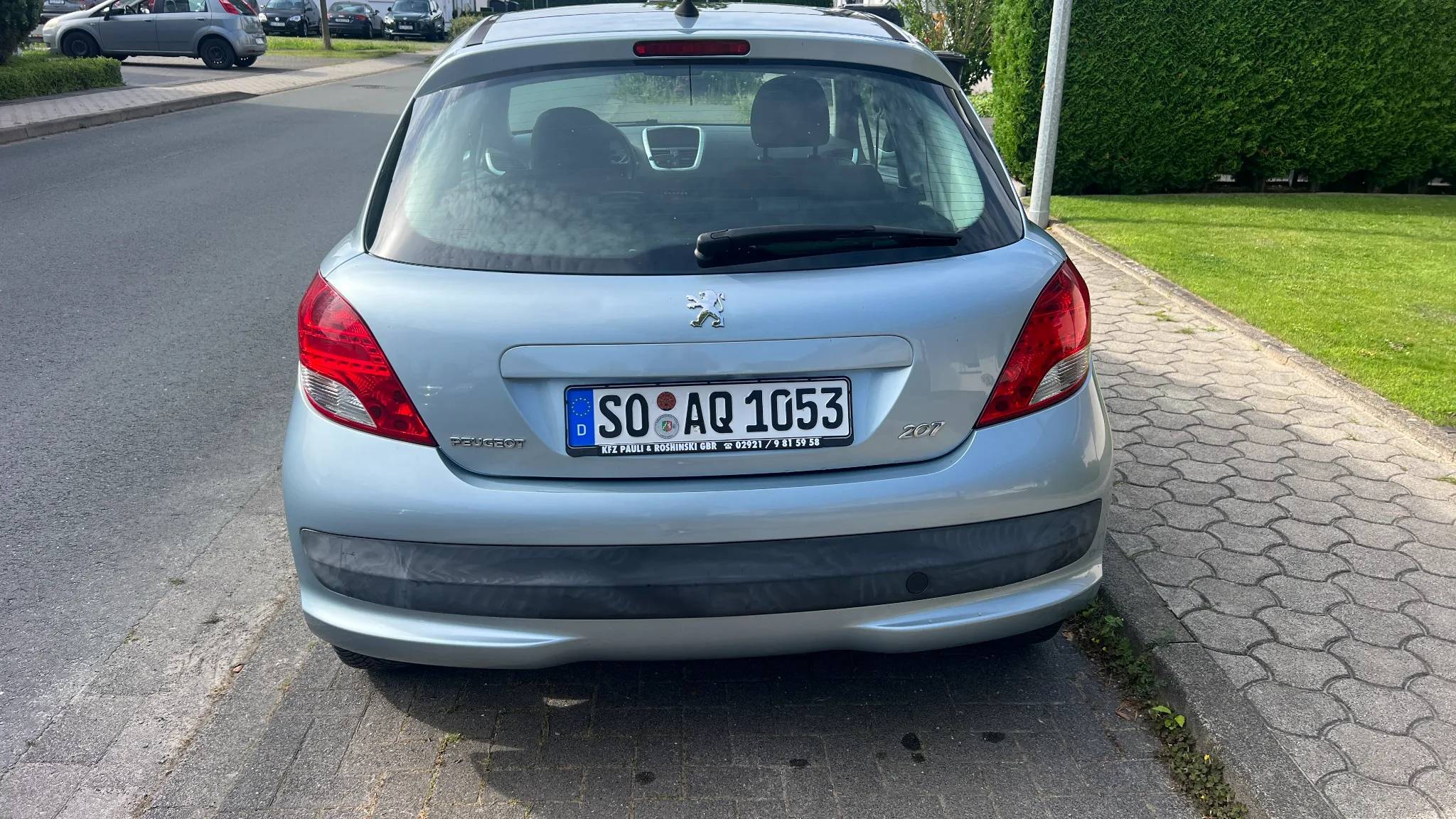Peugeot 207 2009 - rear photo 3