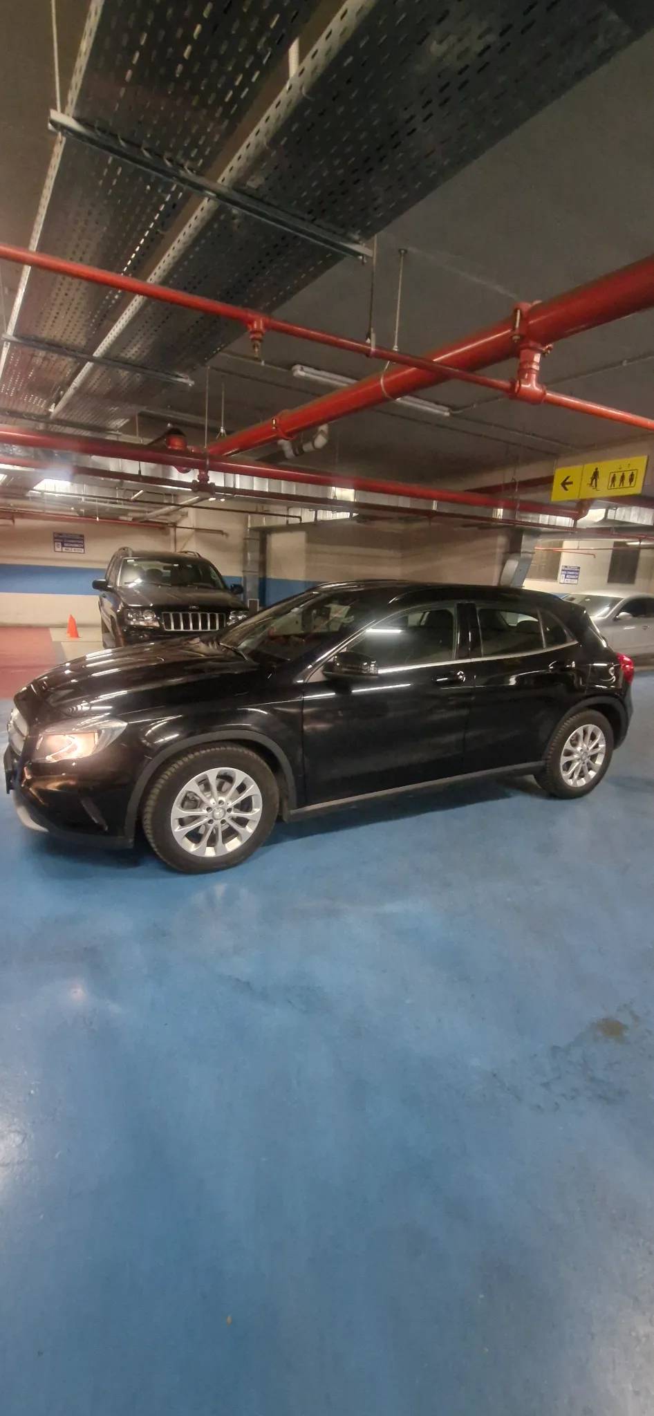 Mercedes-Benz GLA 2016 - front-right photo 3
