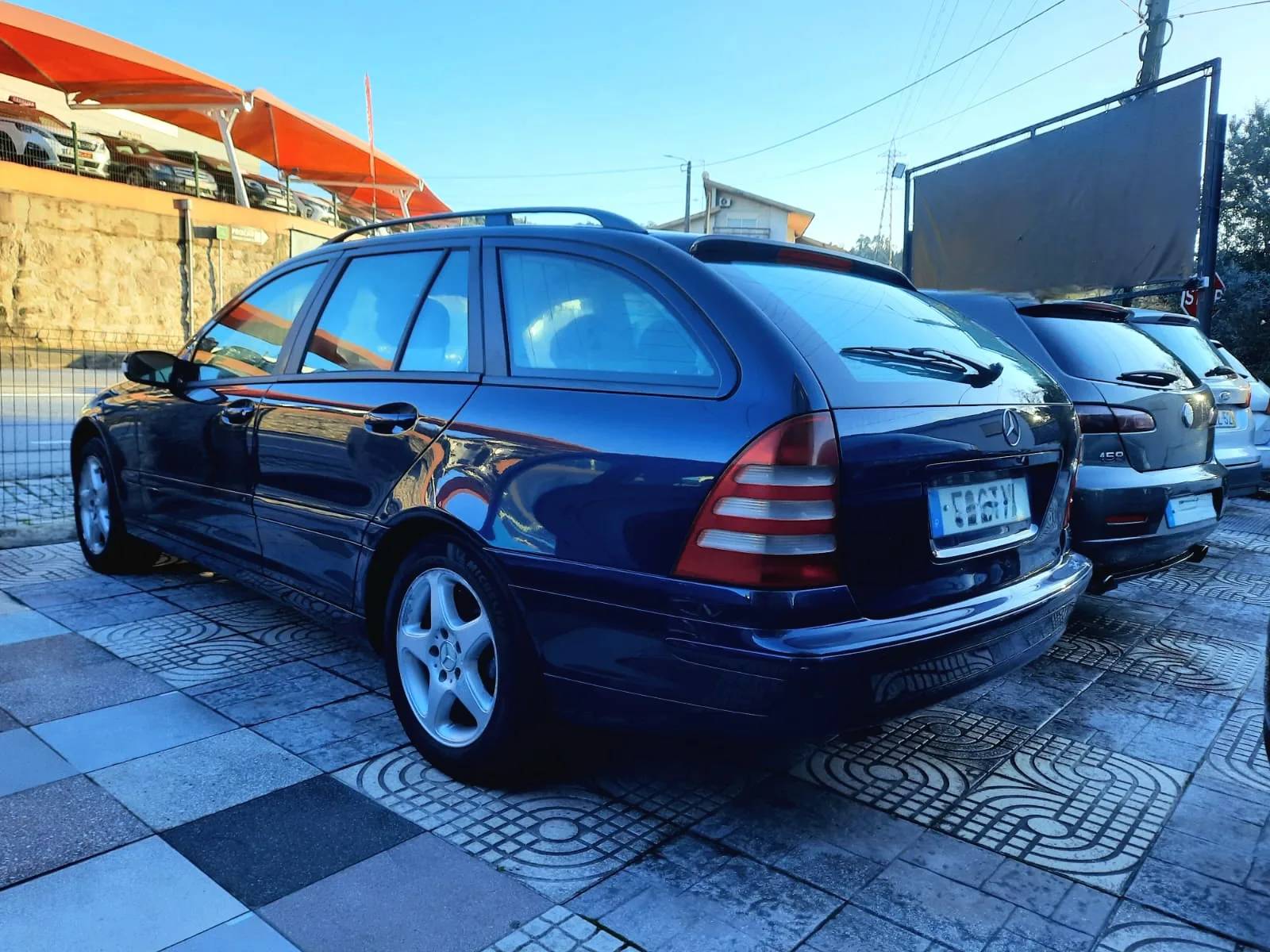Mercedes-Benz C-Class 2004 - rear-left photo 3