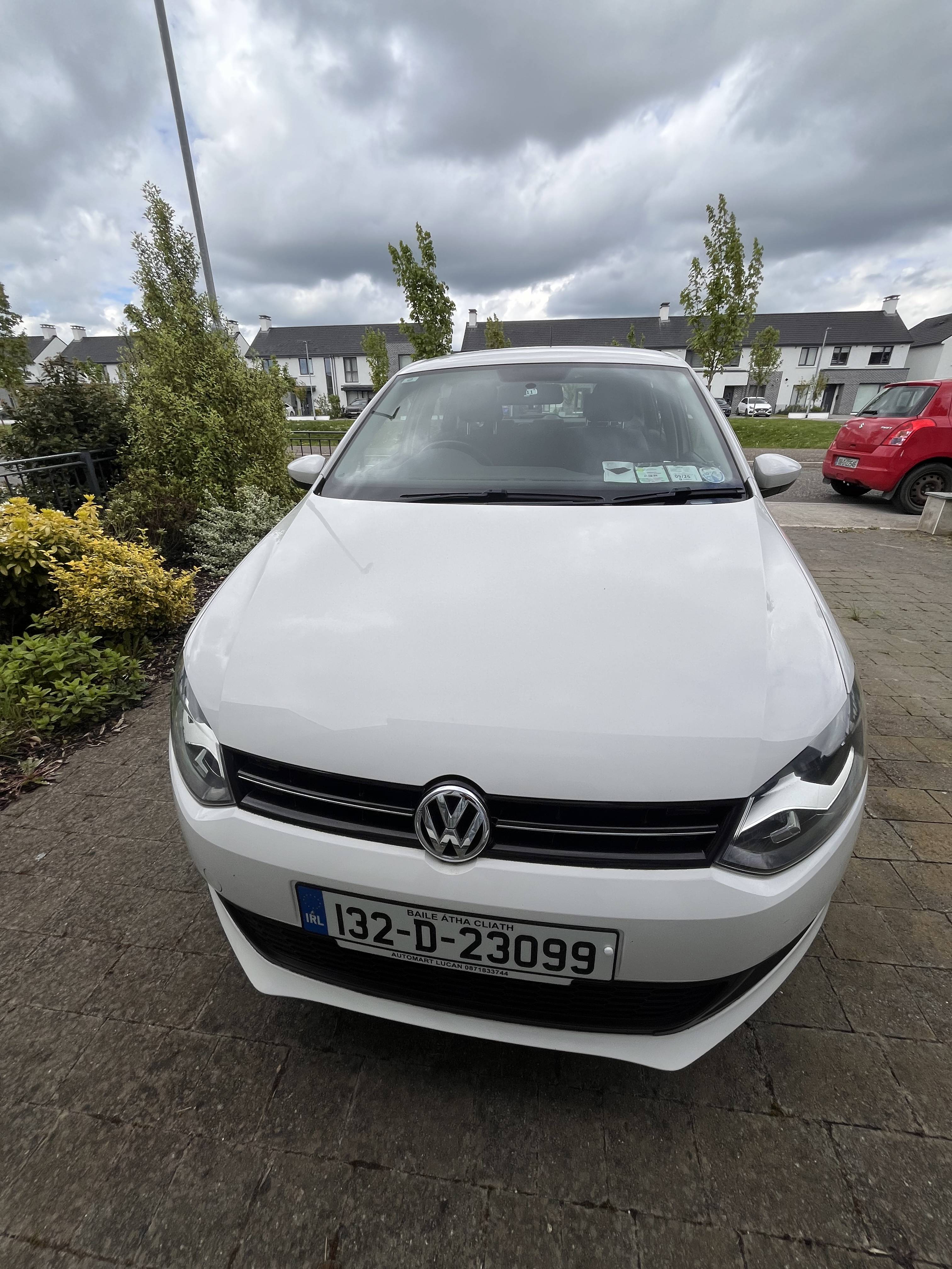 Volkswagen Polo 2013 - front-right photo 2