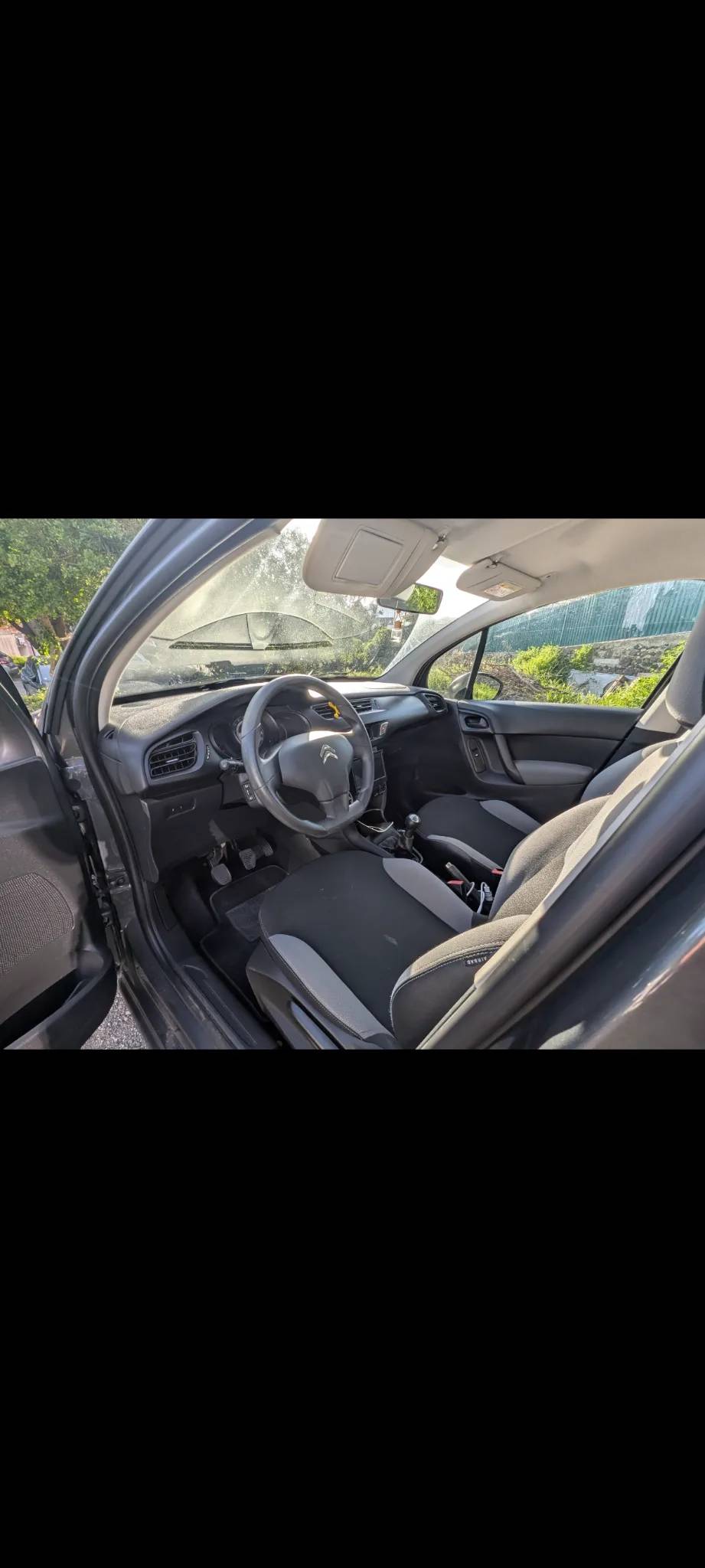 Citroën C3 2015 - driver-seat photo 3