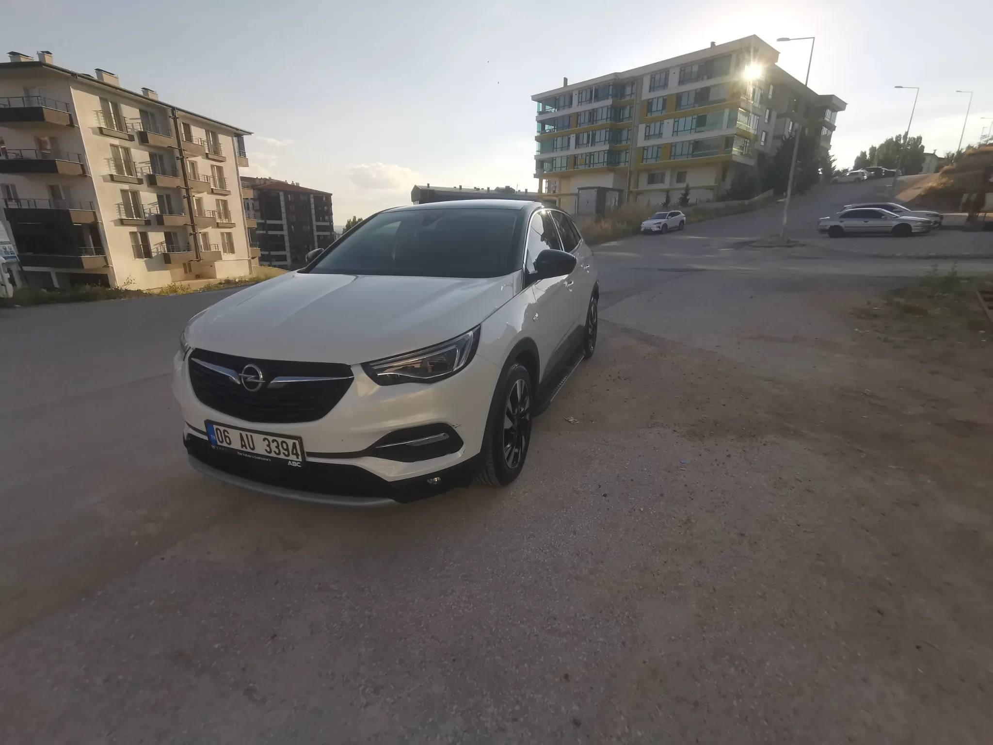 Opel Grandland 2020 - front-left photo 2